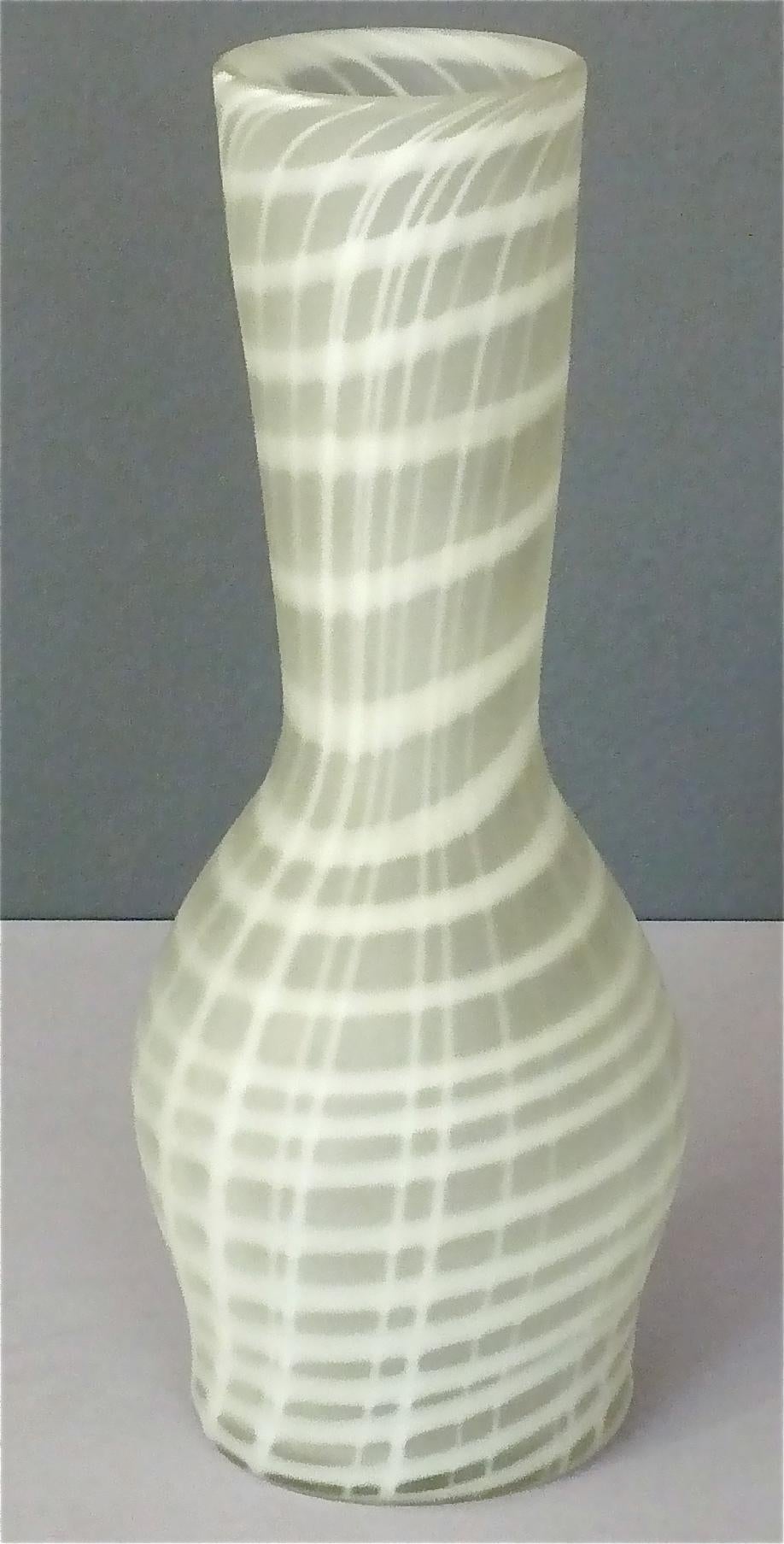 Mid-Century Modern Signed Large Giuliano Tosi Art Glass Vase Satin White Stripes, Italy, 1970s For Sale