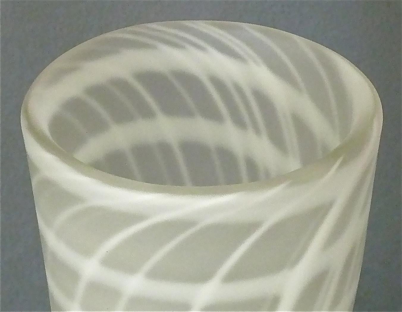 Hand-Crafted Signed Large Giuliano Tosi Art Glass Vase Satin White Stripes, Italy, 1970s For Sale