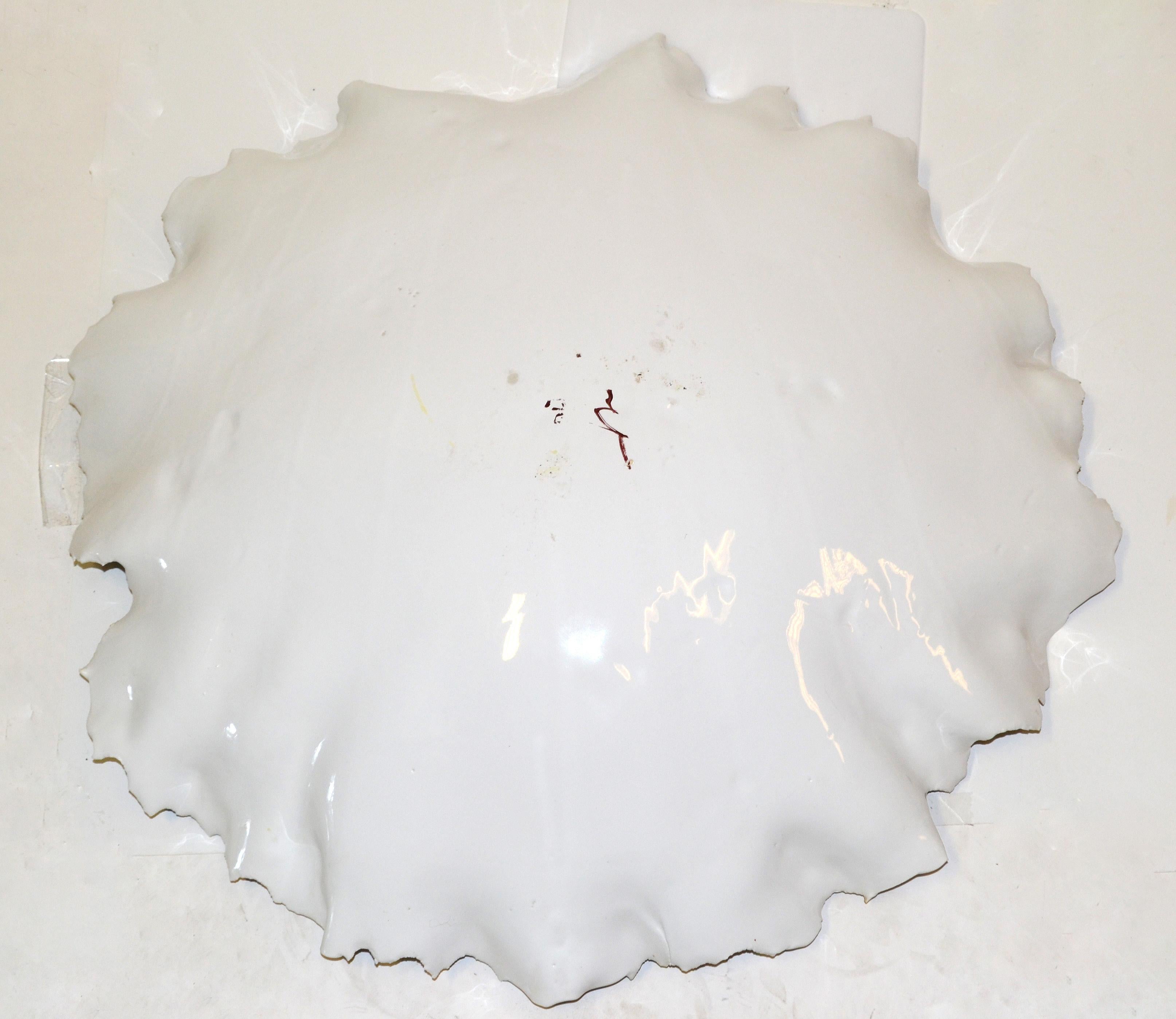 Signed Large Glazed Ceramic Seashell Bowl Centerpiece in White and Sand Color For Sale 4