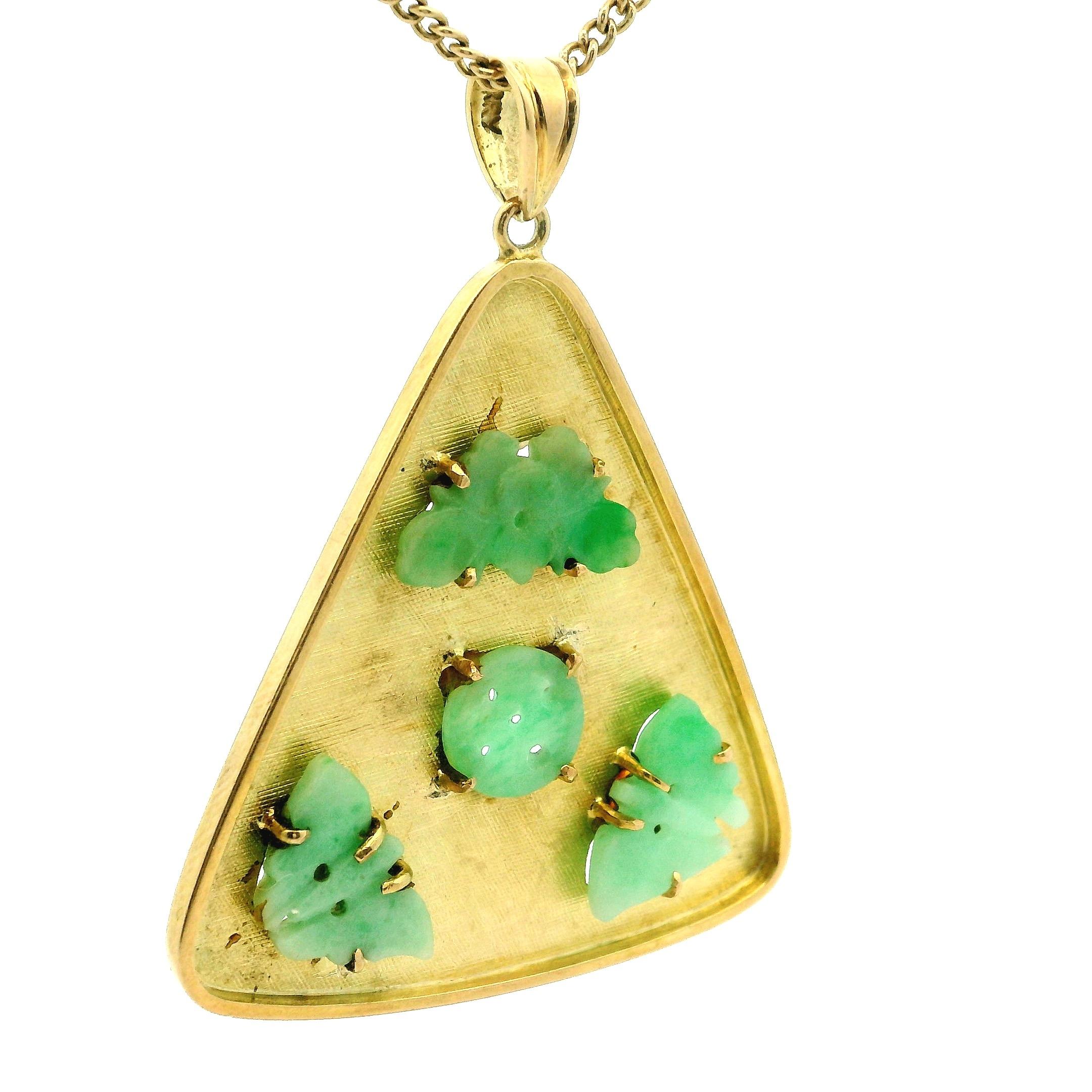 Mixed Cut Signed Larry Mid-Century 14K Gold Carved Jade Modernist Pendant, 585 Hallmark For Sale