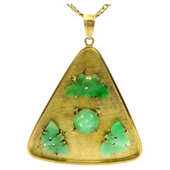 Signed Larry Mid-Century 14K Gold Carved Jade Modernist Pendant, 585 Hallmark
