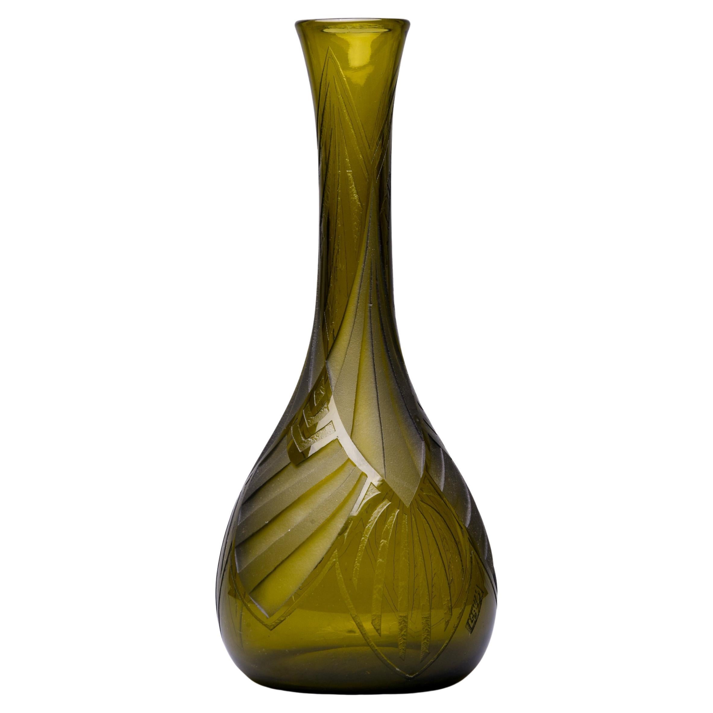 Signierte Legras-Vase aus säuregraviertem Art déco-Glas, signiert im Angebot