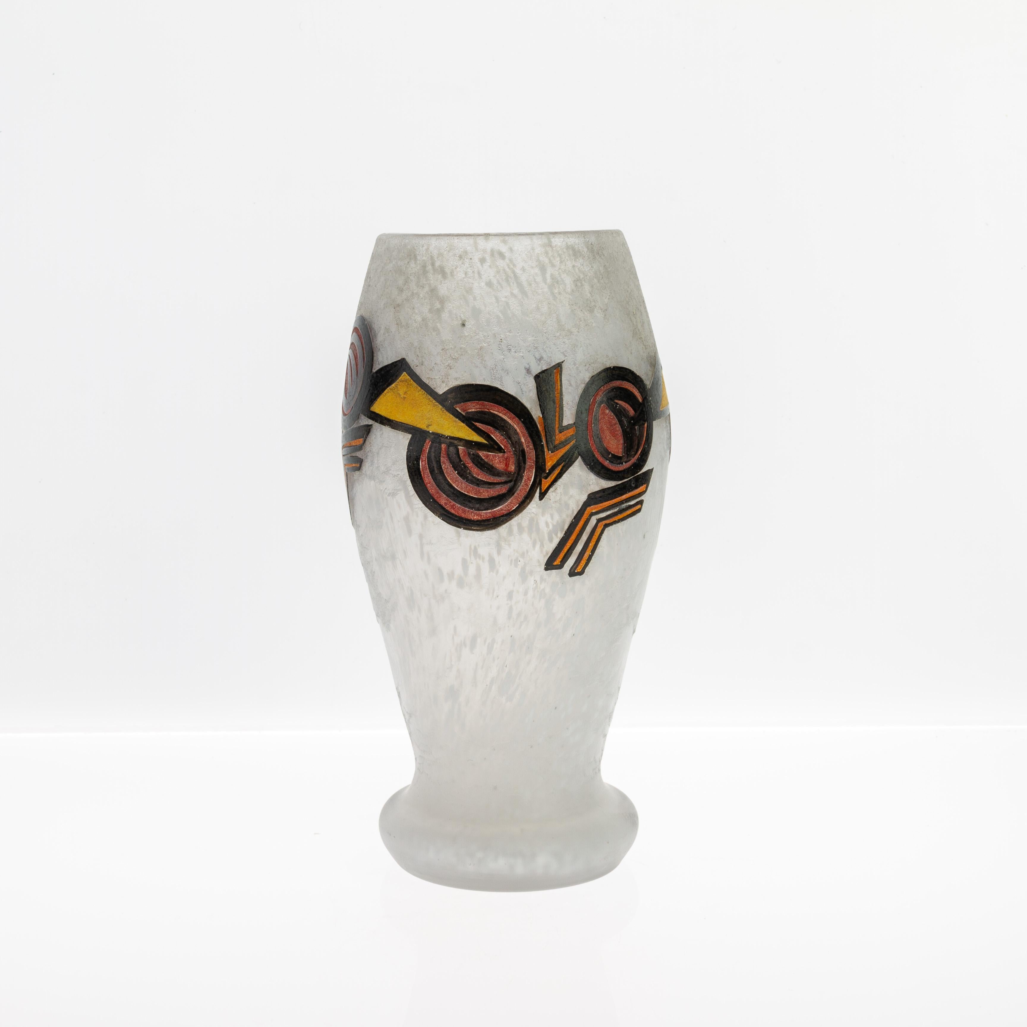 Signed Legras Frosted Glass French Art Deco Cubist Vase In Good Condition For Sale In Nottingham, GB