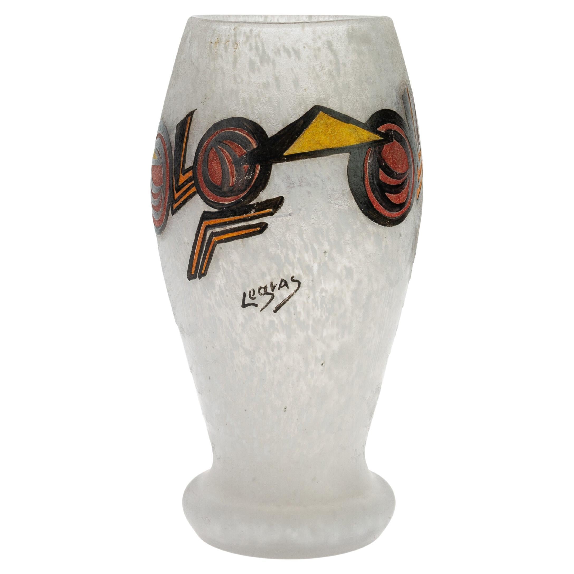 Vaso cubista in vetro smerigliato francese Art Deco firmato Legras