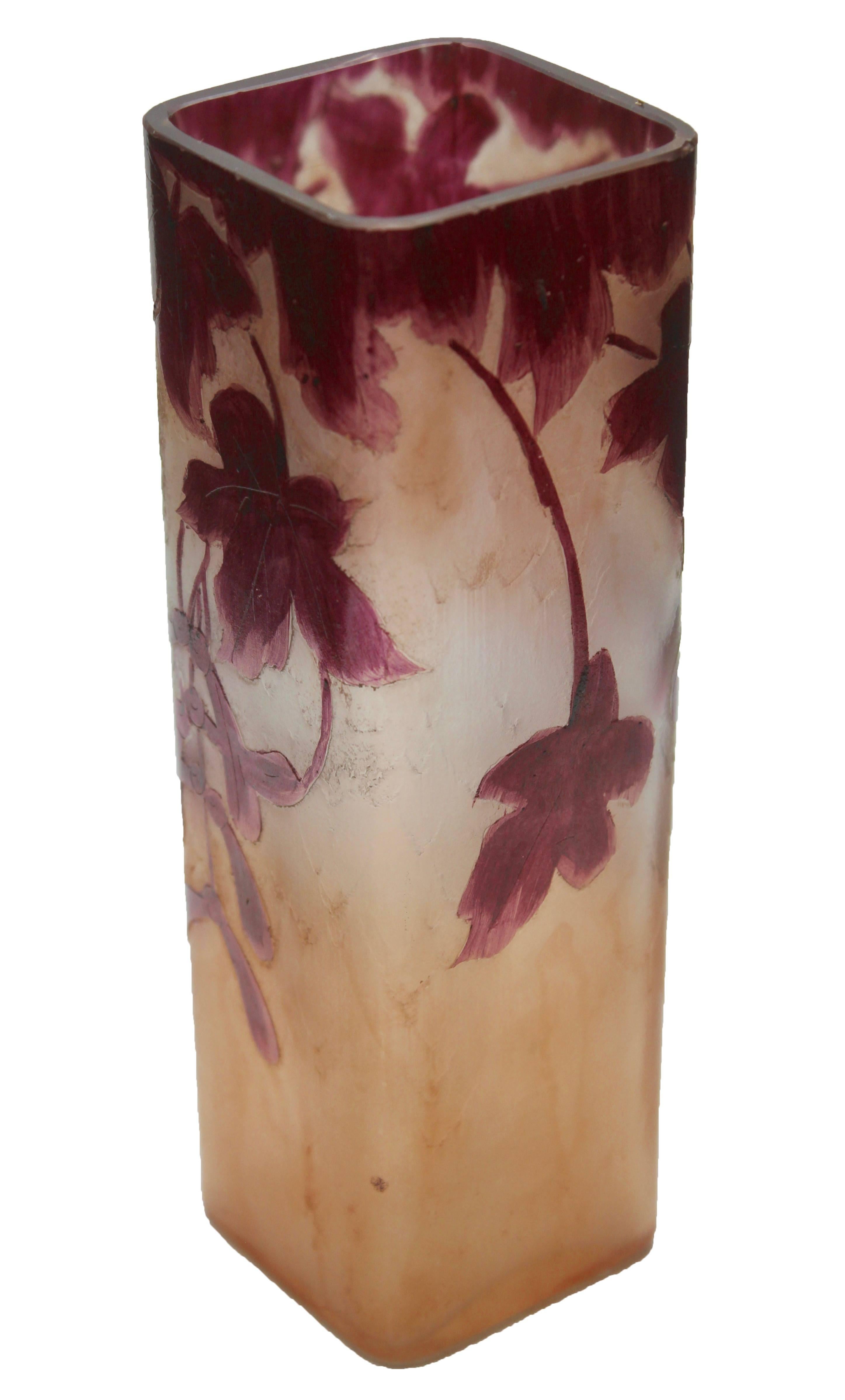 Français Vase en verre signé Legras:: série Rubis:: 1900-1914