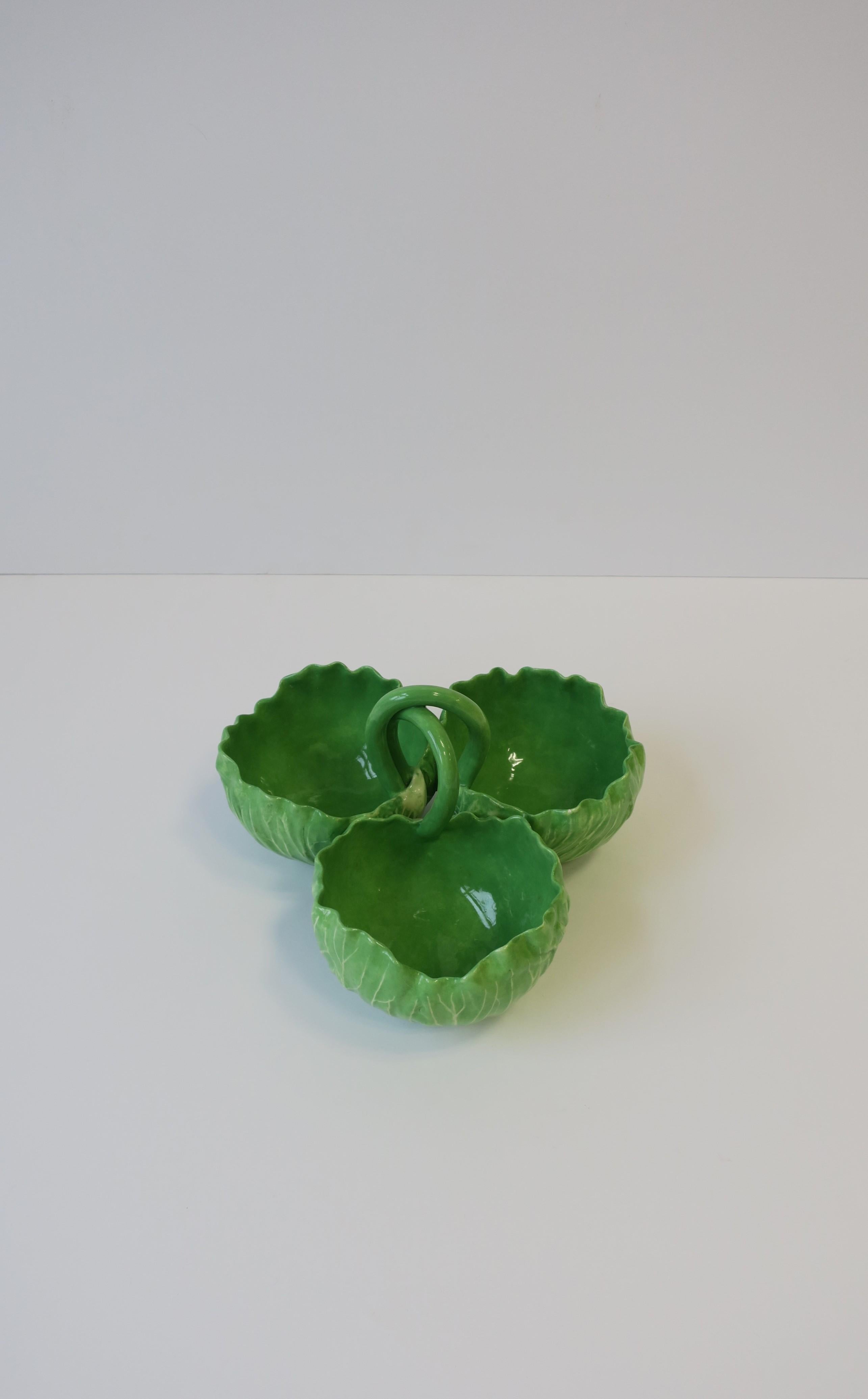 Signed Lettuceware Pottery Dish by Designer Dodie Thayer 1