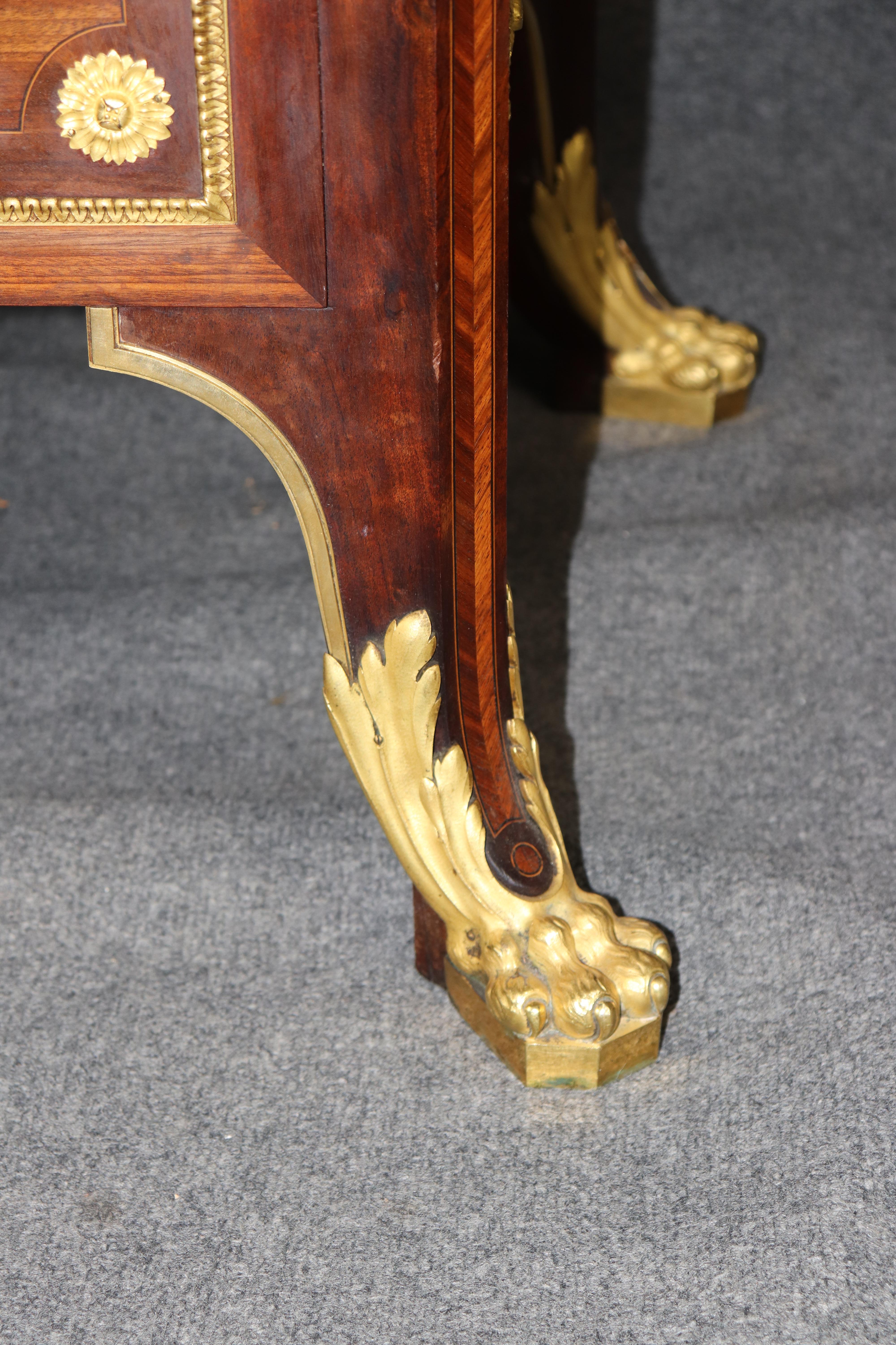 Bronzo Firmato Lexcellent Superb Quality Louis XV Inlaid Marble Top Commode in vendita