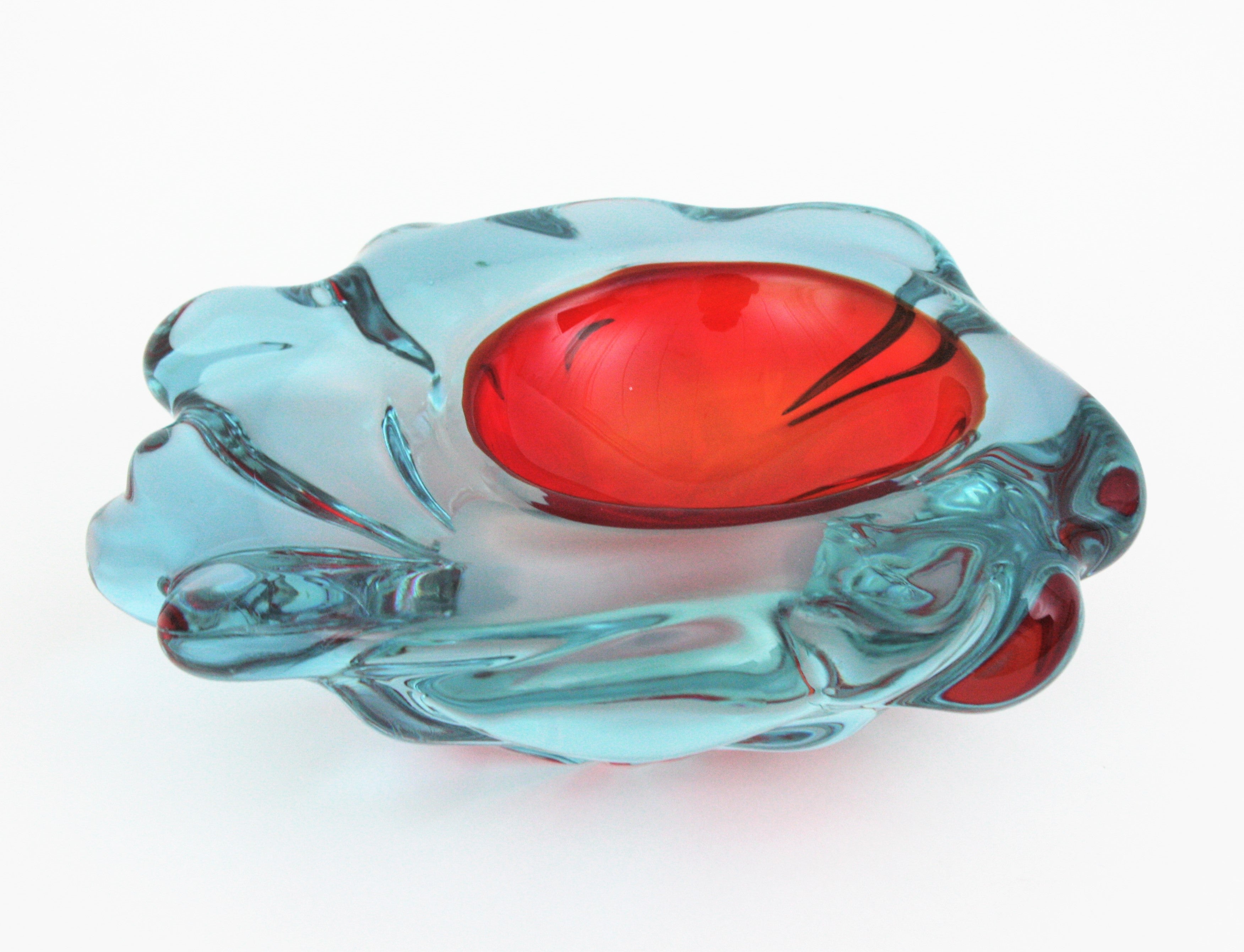 Livio Seguso Murano Lila Rot Blau Alexandrit Kunstglas Schale (20. Jahrhundert) im Angebot