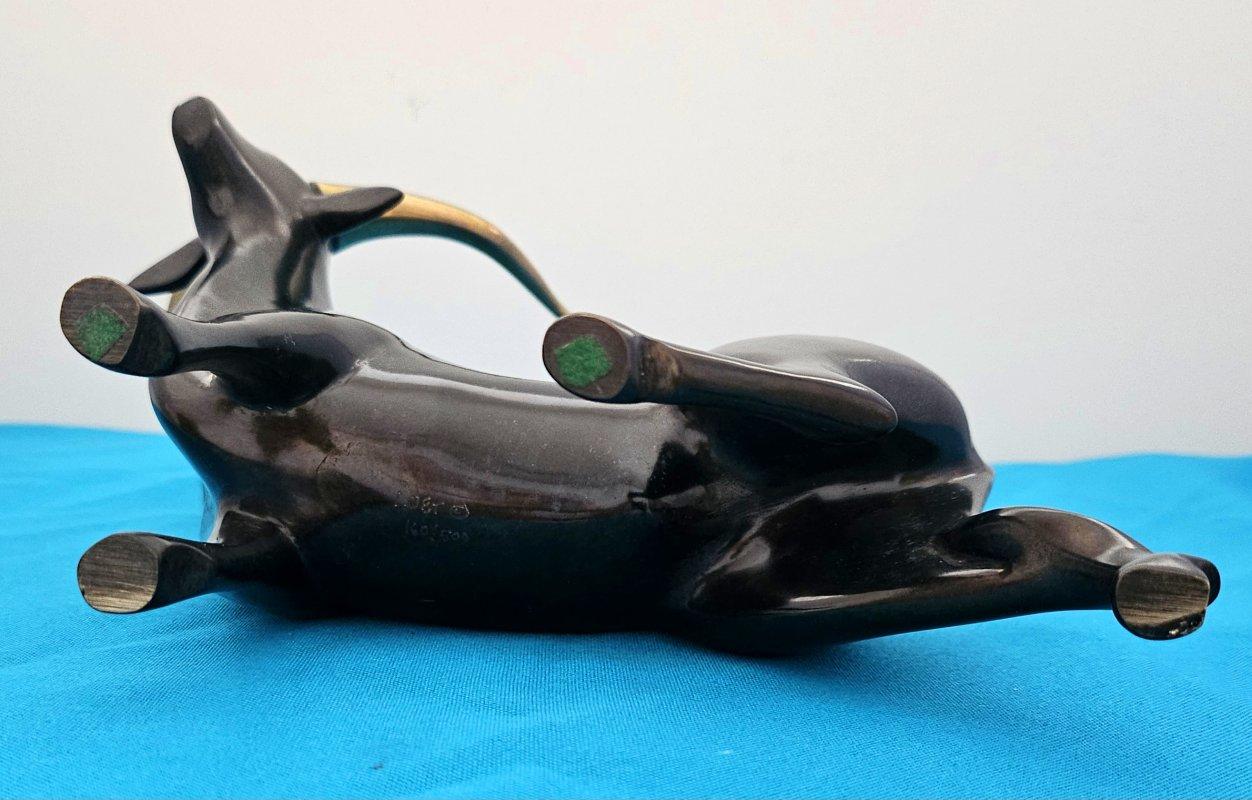 Scultura di toro in bronzo firmata Loet Vanderveen, 160/500 in vendita 9