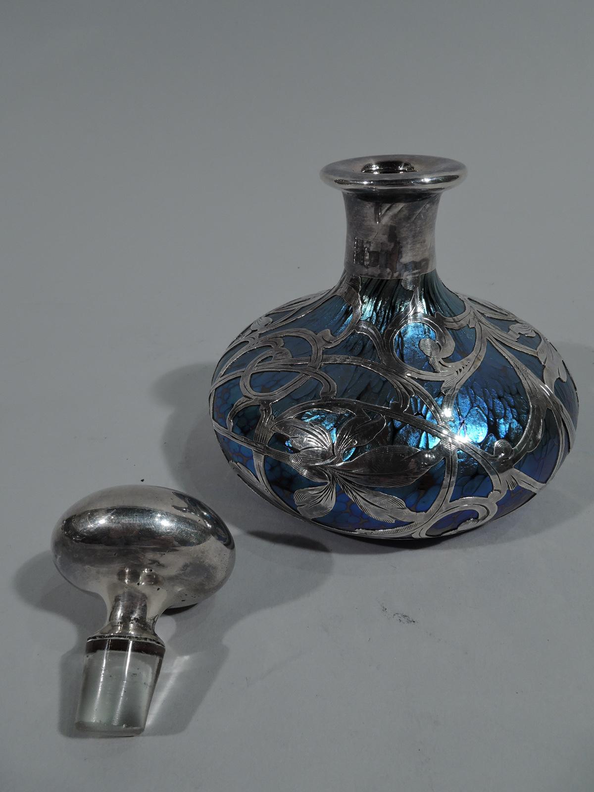 Loetz Art Nouveau Iridescent Art Glass Silver Overlay Perfume In Excellent Condition In New York, NY