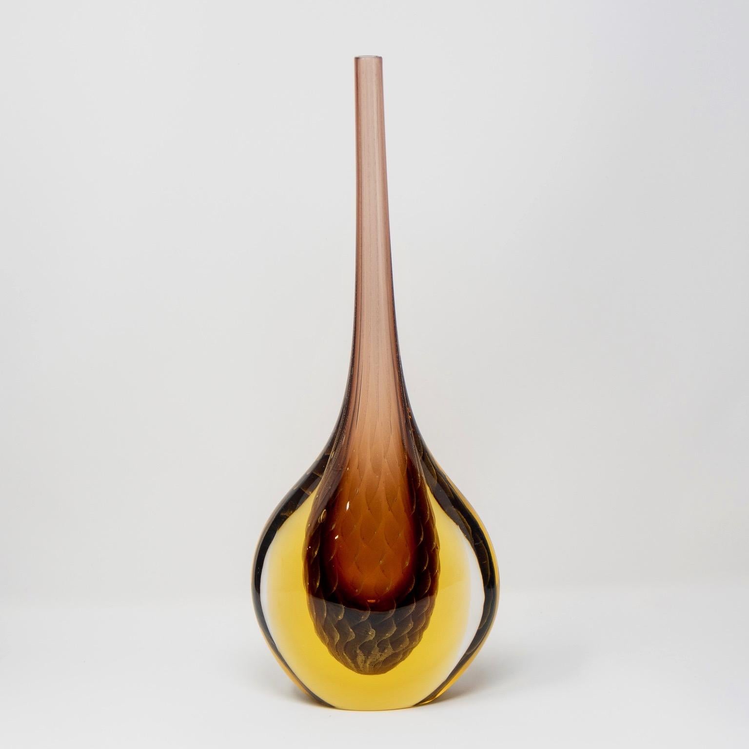 Tall, narrow-necked Murano glass Sommerso style vase in amber and warm taupe, circa 1970s. L. Onesto etched signature on underside of base.