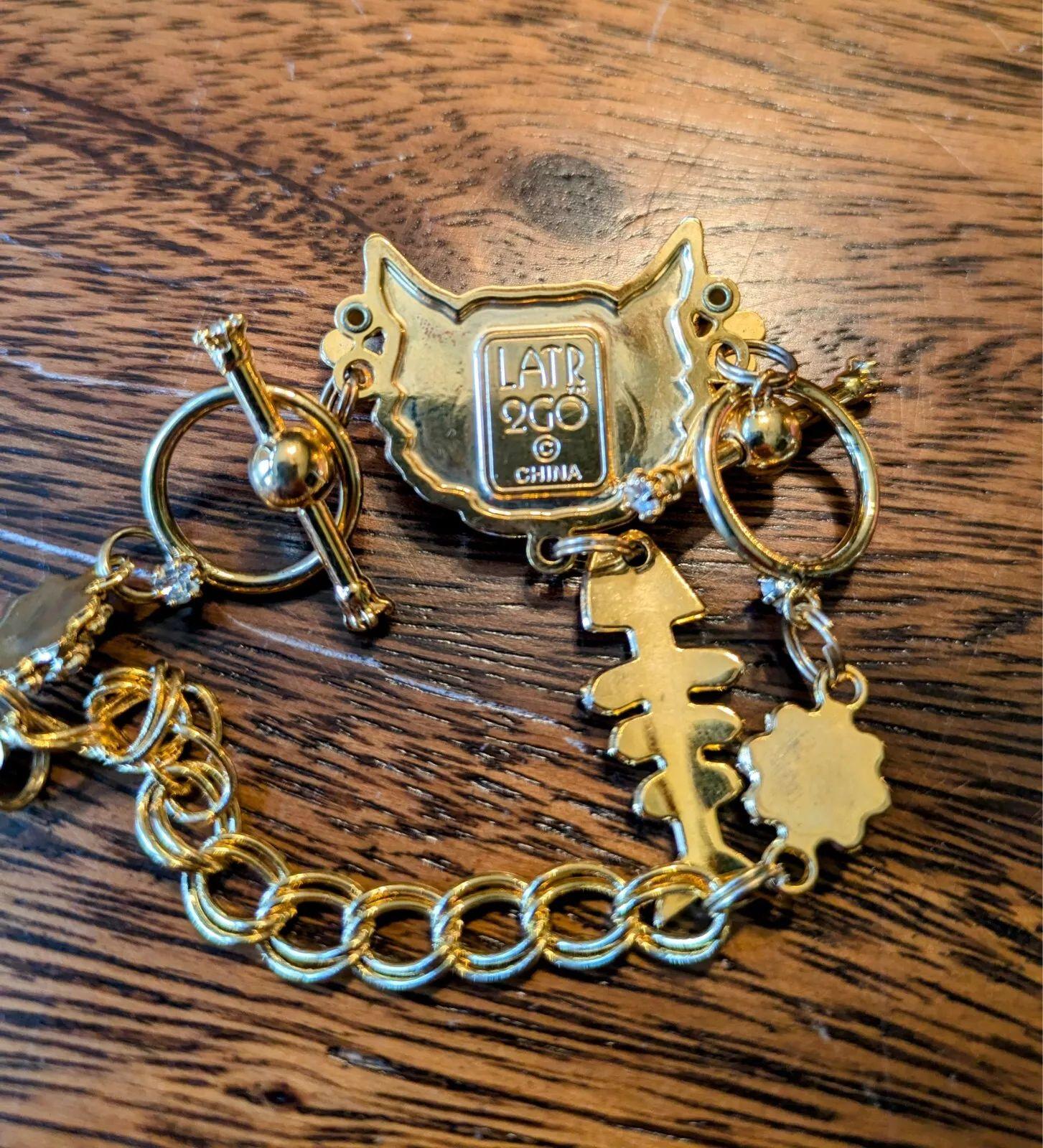 Signed LUNCH AT THE RITZ Kitty Cat Brooch Pin Bracelet and Earrings Vintage Set For Sale 1