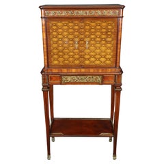 Maison Forest intarsiata con intarsi in bronzo, scrivania con cassettiera firmata Maison Forest intarsiata con intarsi in bronzo, scrivania con cassettiera firmata