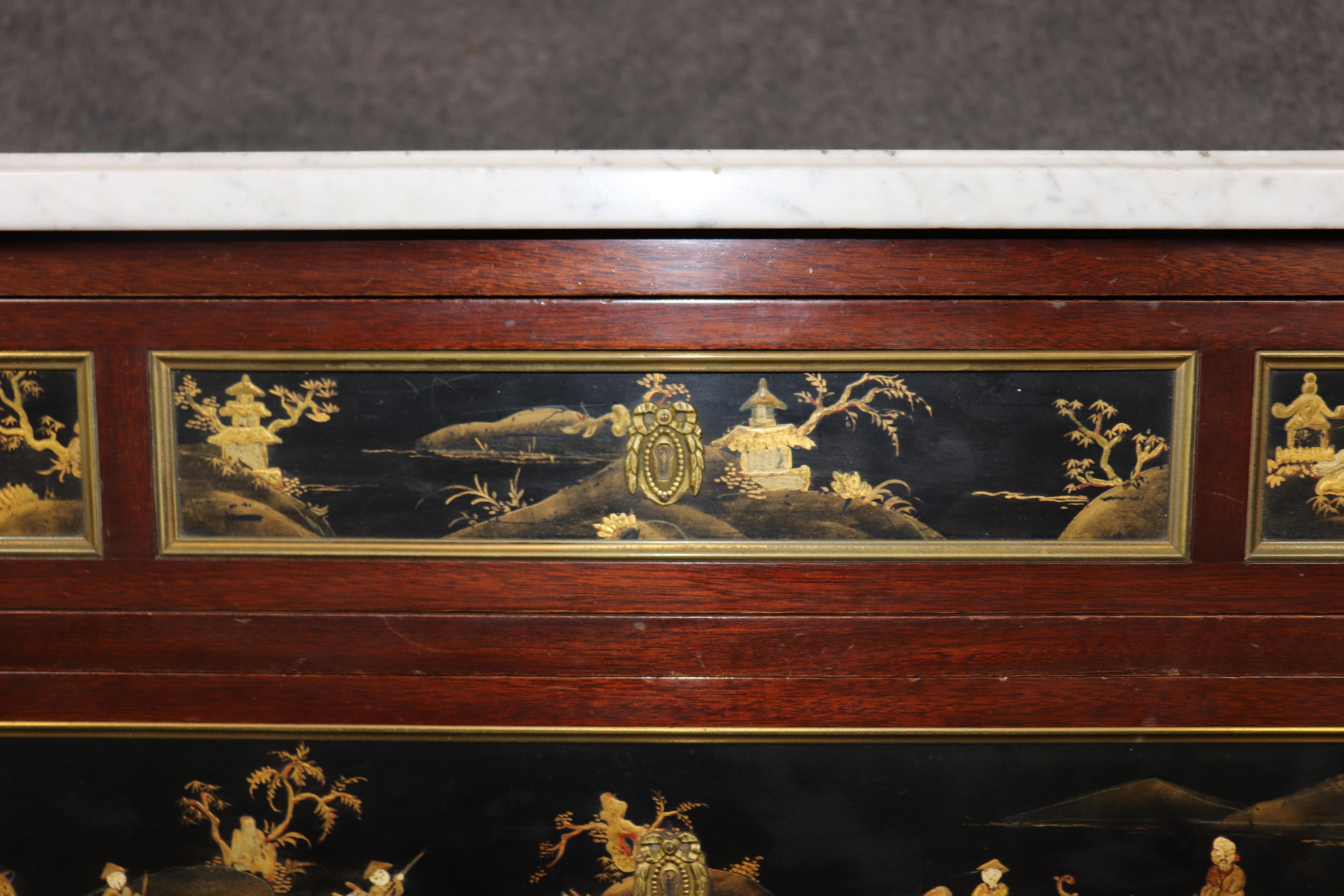 Signed Maison Jansen Brass Mounted Chinoiserie Marble Top Louis XVI Commode in vendita 6