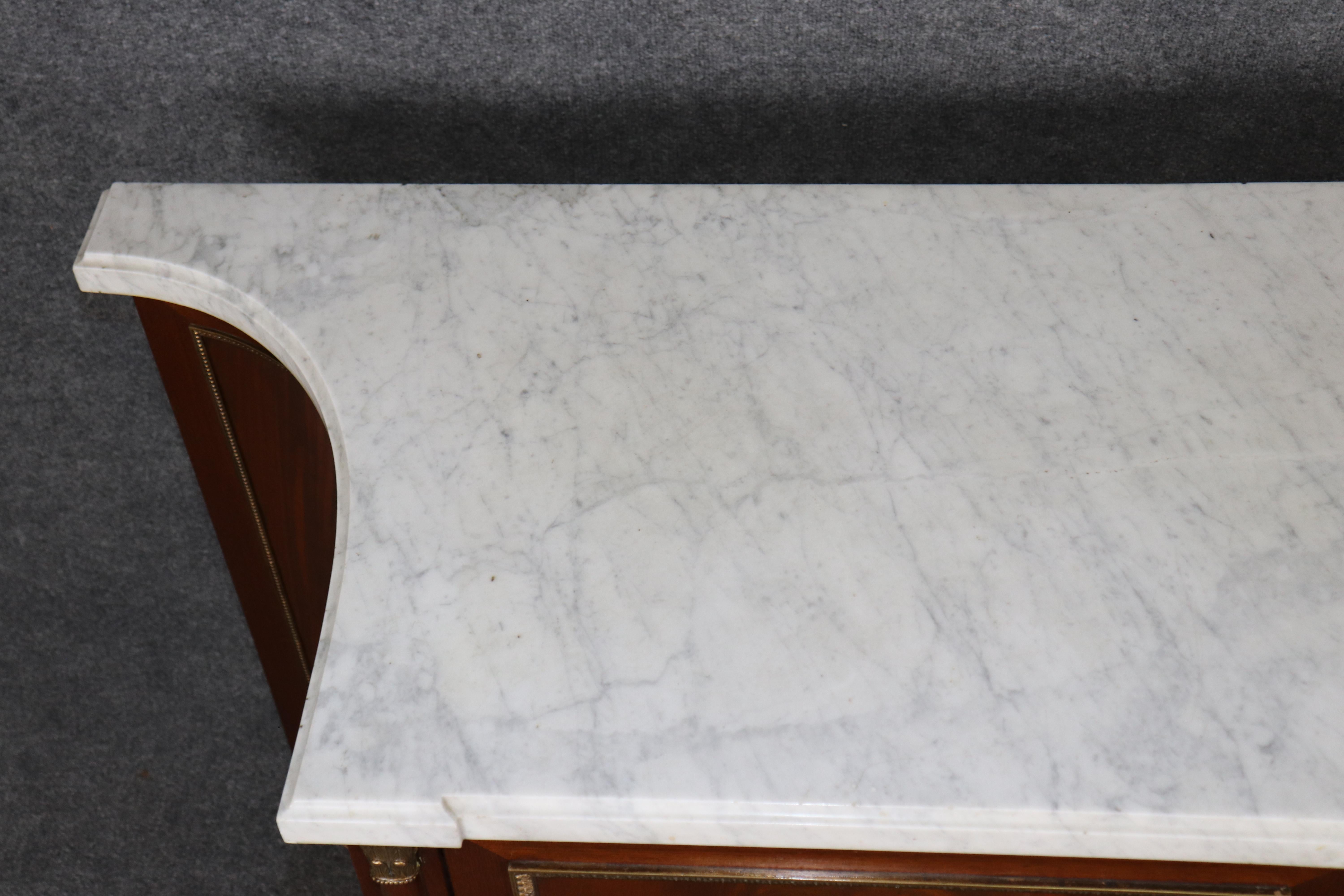 Signed Maison Jansen Carrara Shallow Marble Top Flame Mahogany Sideboard Buffet For Sale 2