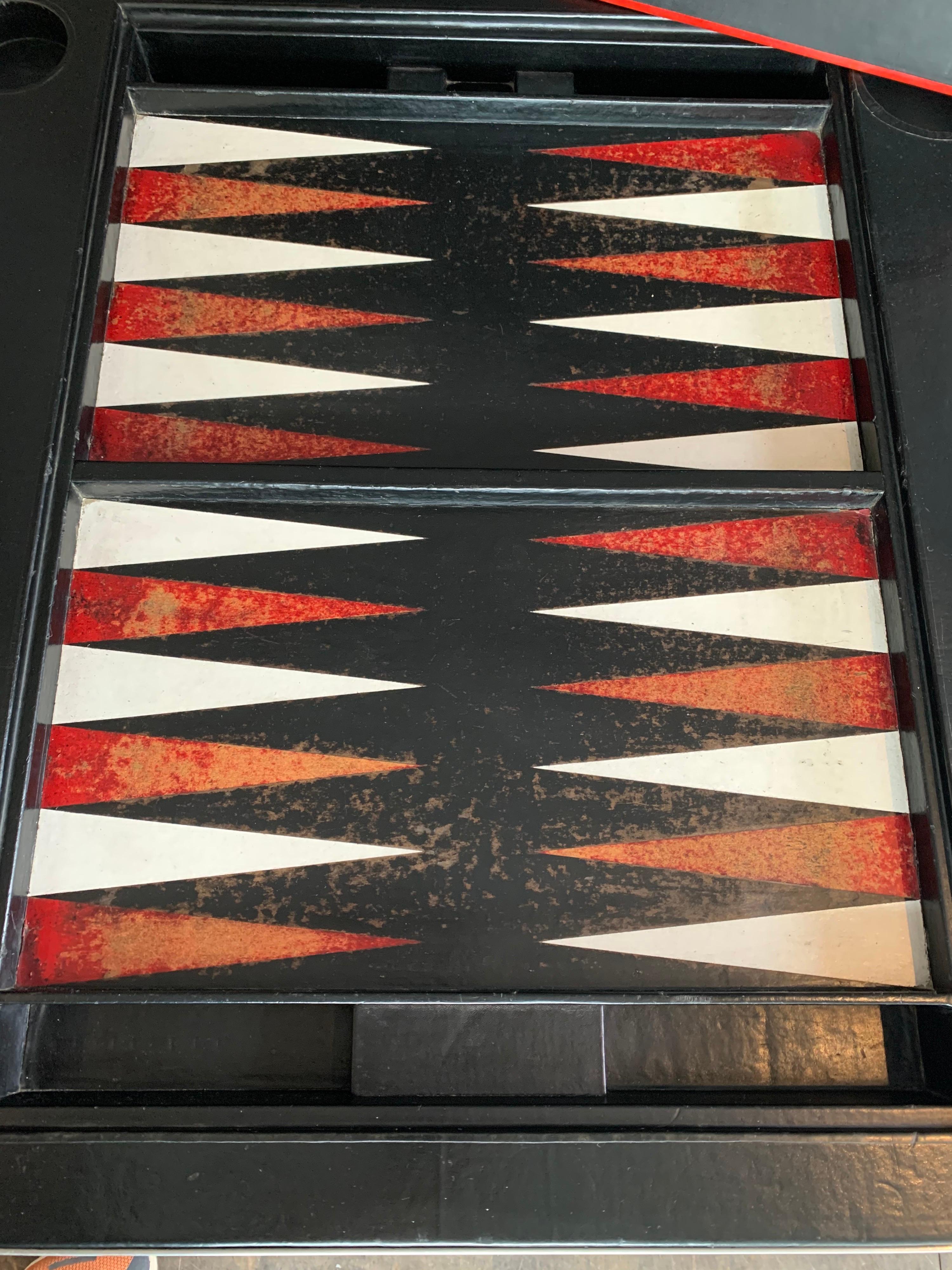 Table de jeu de backgammon à plateau en cuir signée Maison Jansen Bon état - En vente à East Hampton, NY
