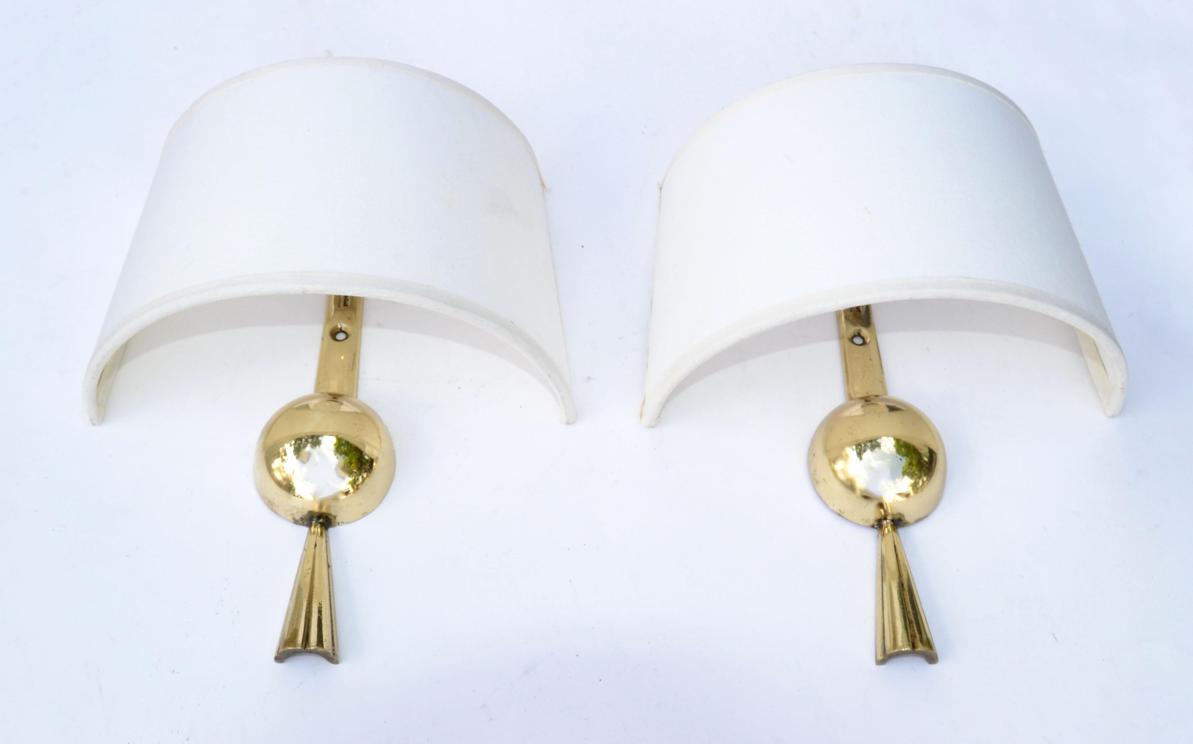 Signed Marcel Guillemard Bronze Sconces Wall Lamps France Neoclassical, Pair In Good Condition For Sale In Miami, FL