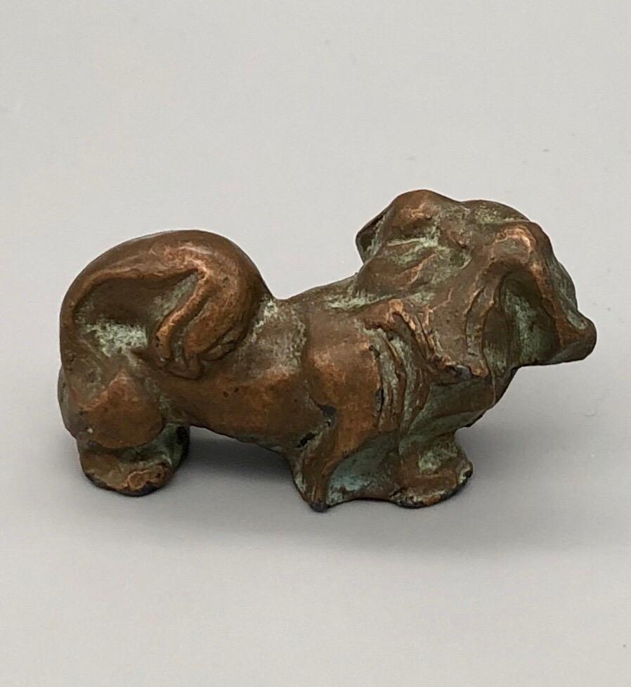 Signierte Pekinger Briefbeschwerer aus massiver Bronze von McClelland Barclay, Skulptur eines Hundes, 1930er Jahre (amerikanisch)