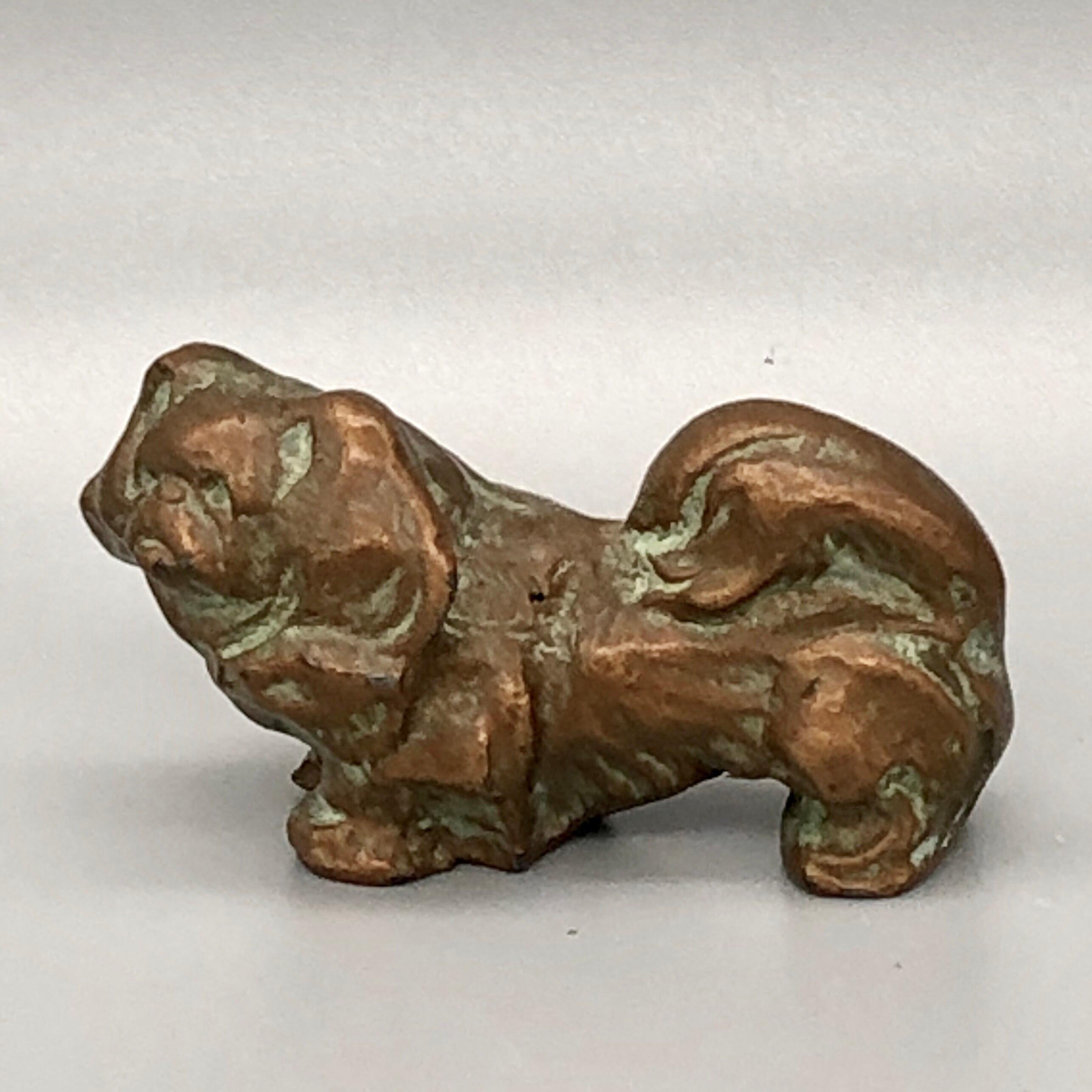 Signierte Pekinger Briefbeschwerer aus massiver Bronze von McClelland Barclay, Skulptur eines Hundes, 1930er Jahre (Gegossen)