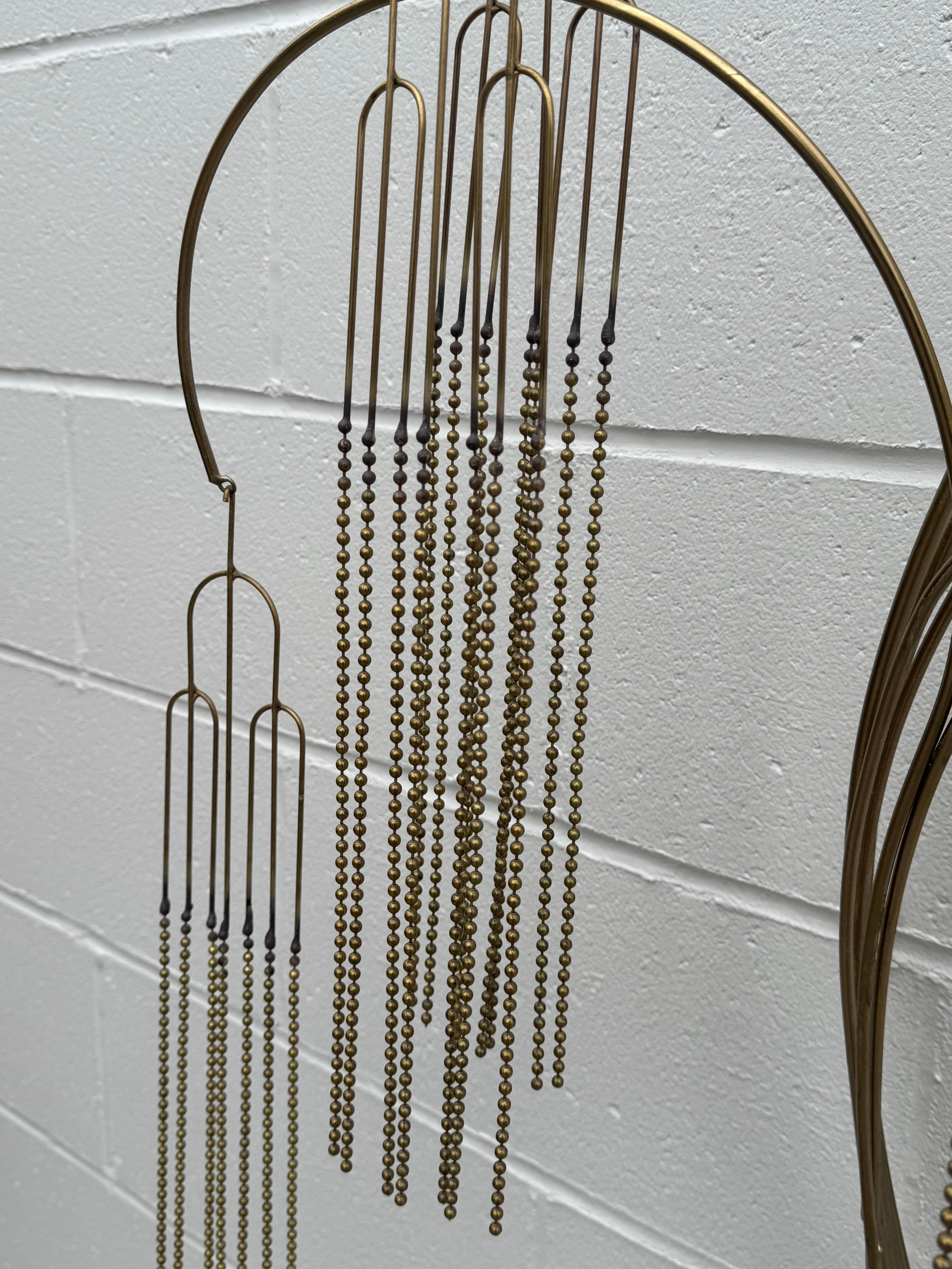 Sculpture murale en forme de saule en perles de laiton signée MCM Curtis Jeré - circa 1984 en vente 1