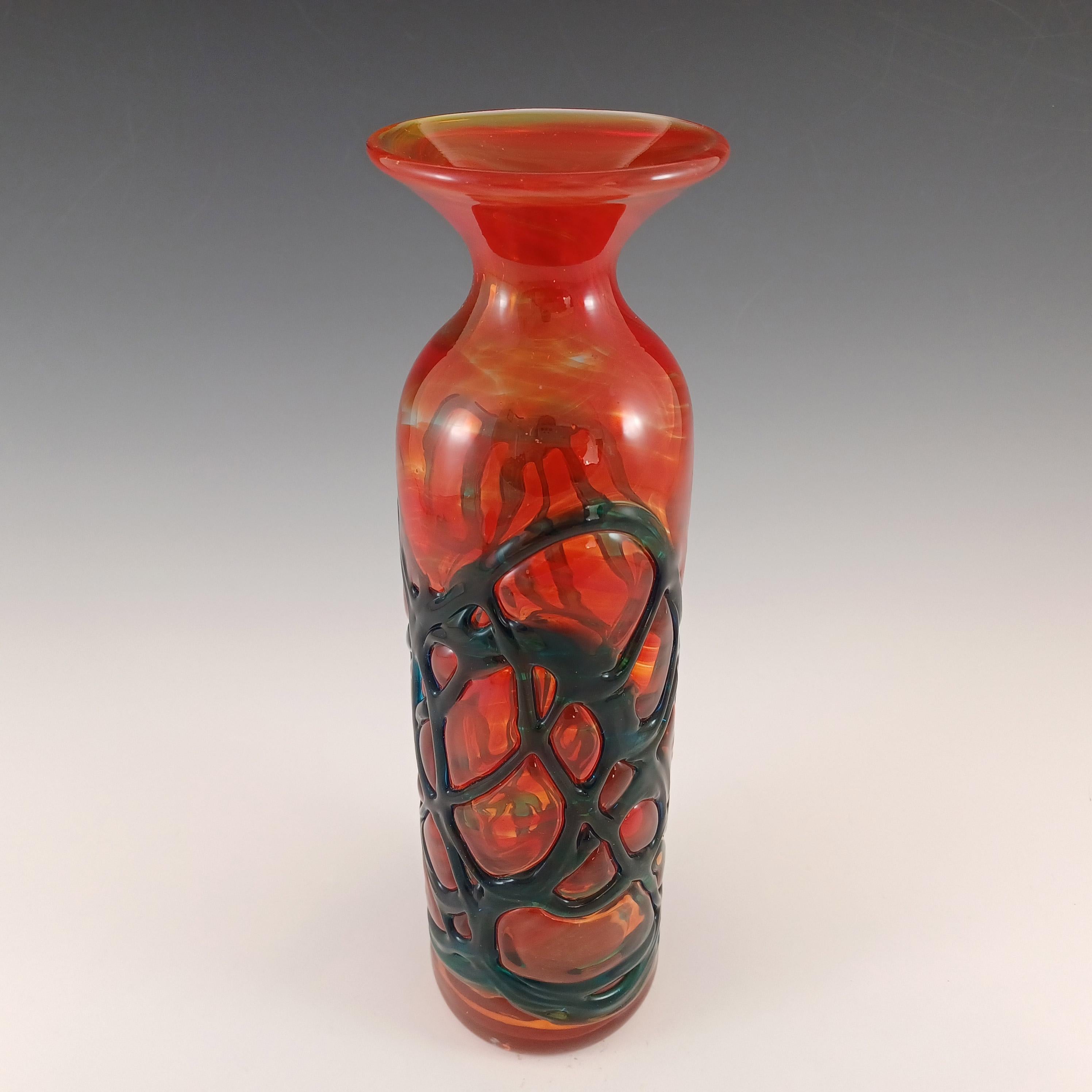 Fatto a mano Vaso di vetro Mdina Random Strapped Maltese Red & Blue, FIRMATO in vendita