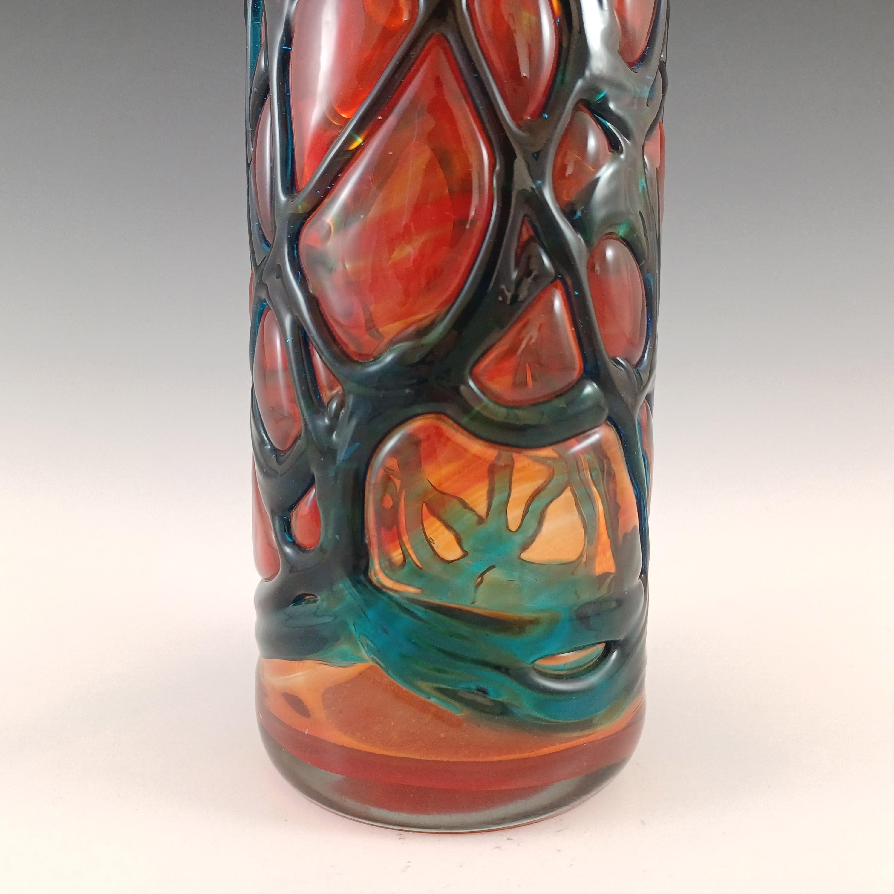 Fine XX secolo Vaso di vetro Mdina Random Strapped Maltese Red & Blue, FIRMATO in vendita