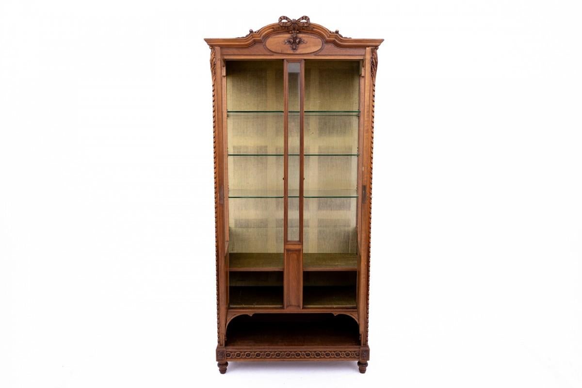 Louis XV Signed Mercier Freres cabinet/window display, France, circa 1890.9764 For Sale