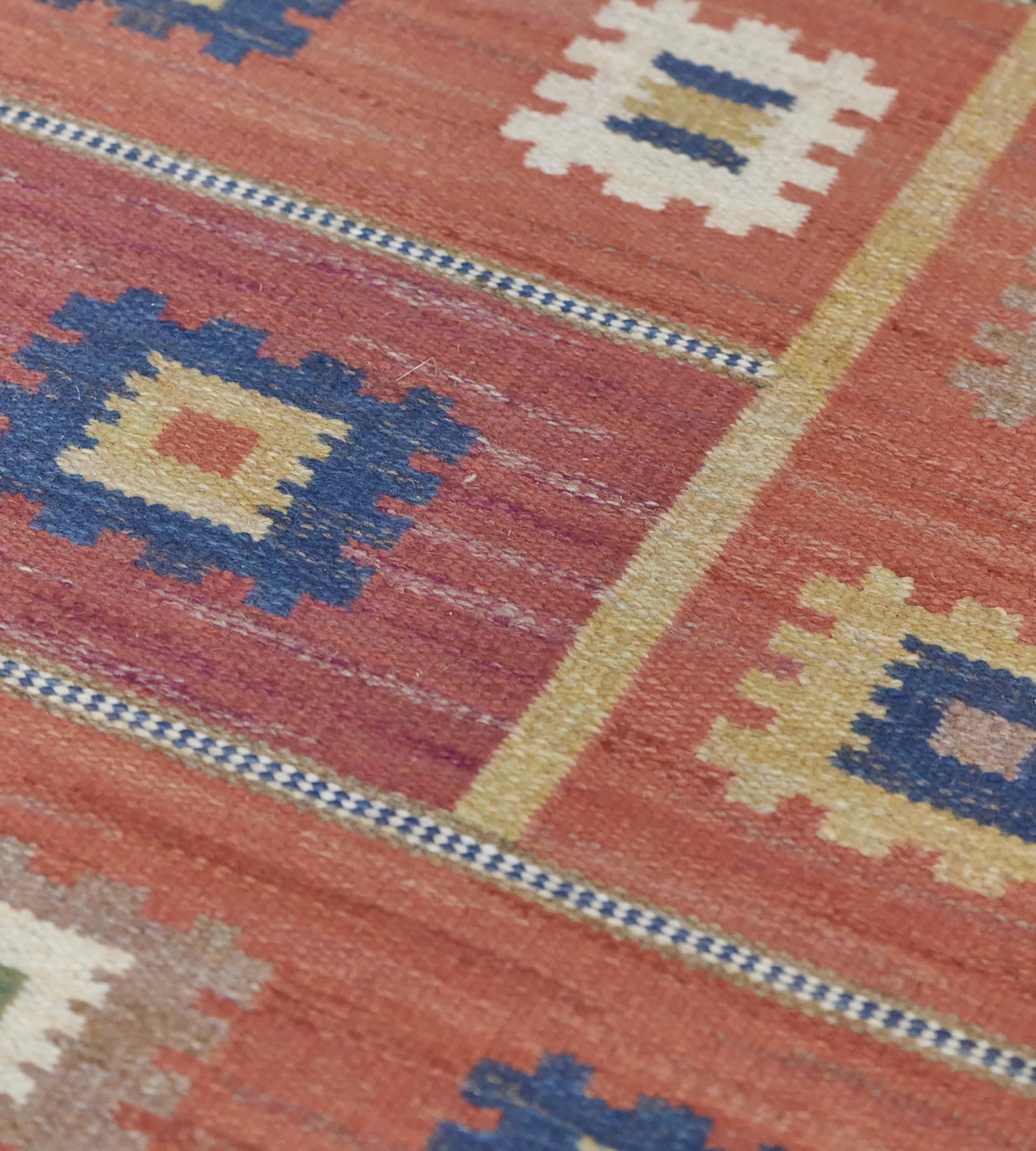 Mid-Century moderno Tappeto svedese firmato della metà del XX secolo Marta Maas-Fjetterström AB in vendita