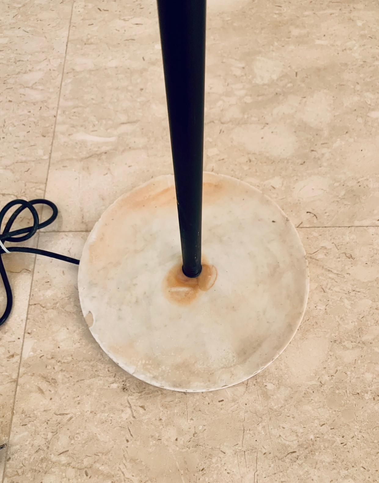 Signed Mid-Century Floor Lamp by Arredoluce, 1950 For Sale 6
