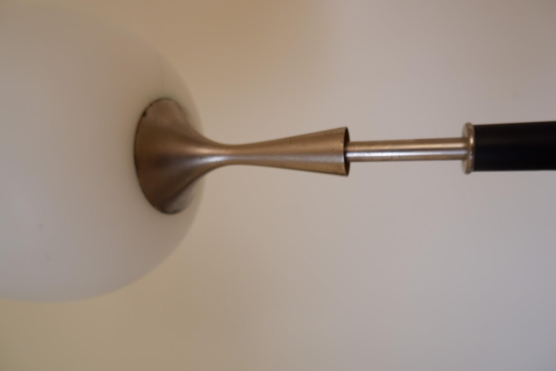 Signed Mid-Century Floor Lamp by Arredoluce, 1950 For Sale 1