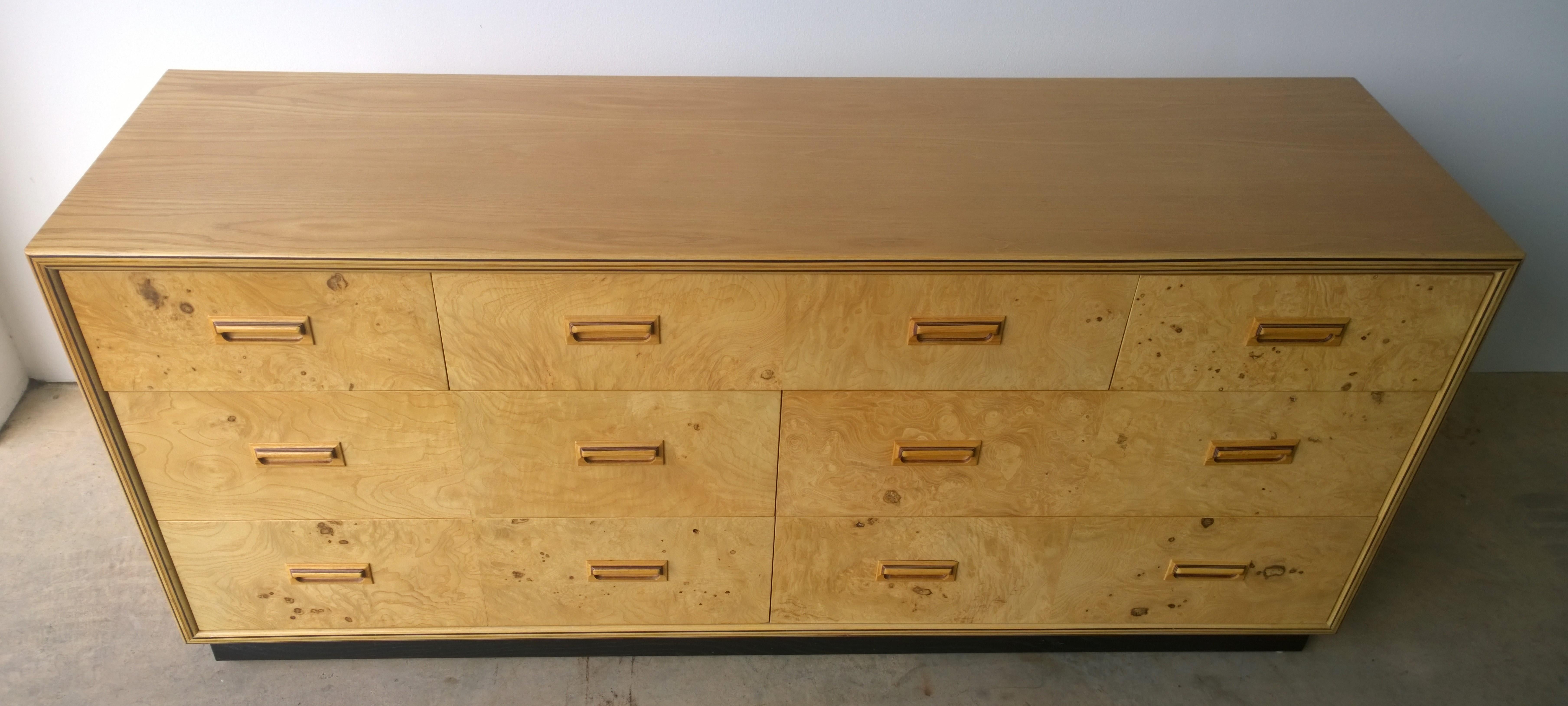 Henredon Dresser with an Oak Case, Burl Olive Drawers and Macassar Ebony Inlays For Sale 1