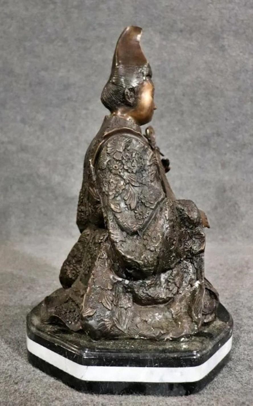 Signed Ming Statue in Bronze For Sale 1