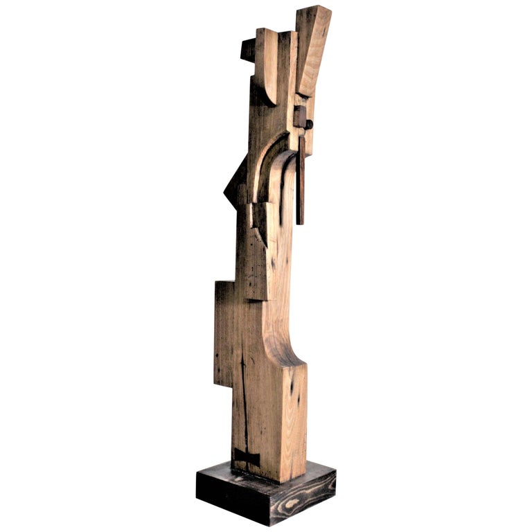 Sculpture en bois signée:: moderne:: abstraite et de style constructiviste  sur 1stDibs