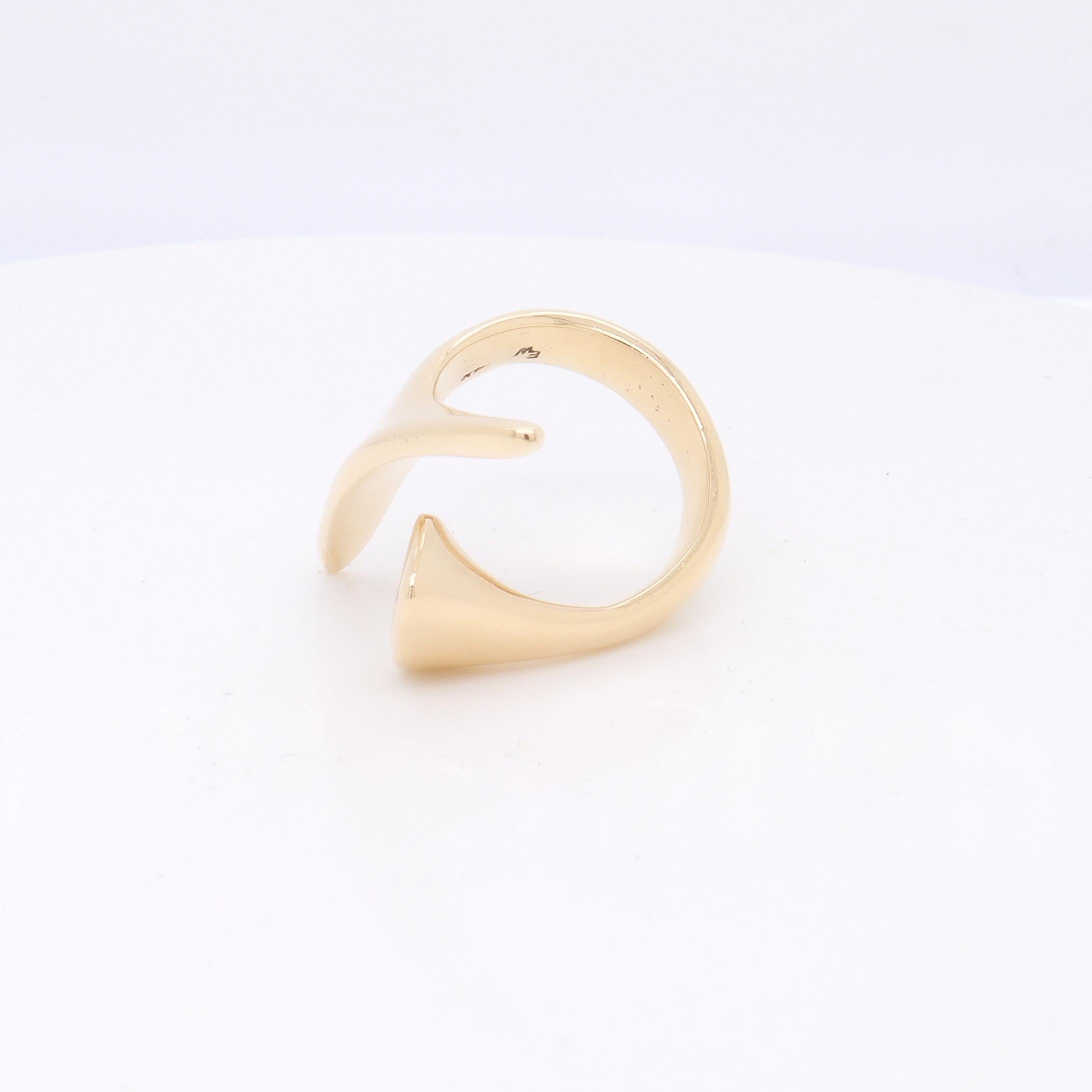 Signed Modernist Ed Wiener 14K Gold Cocktail Ring For Sale 3