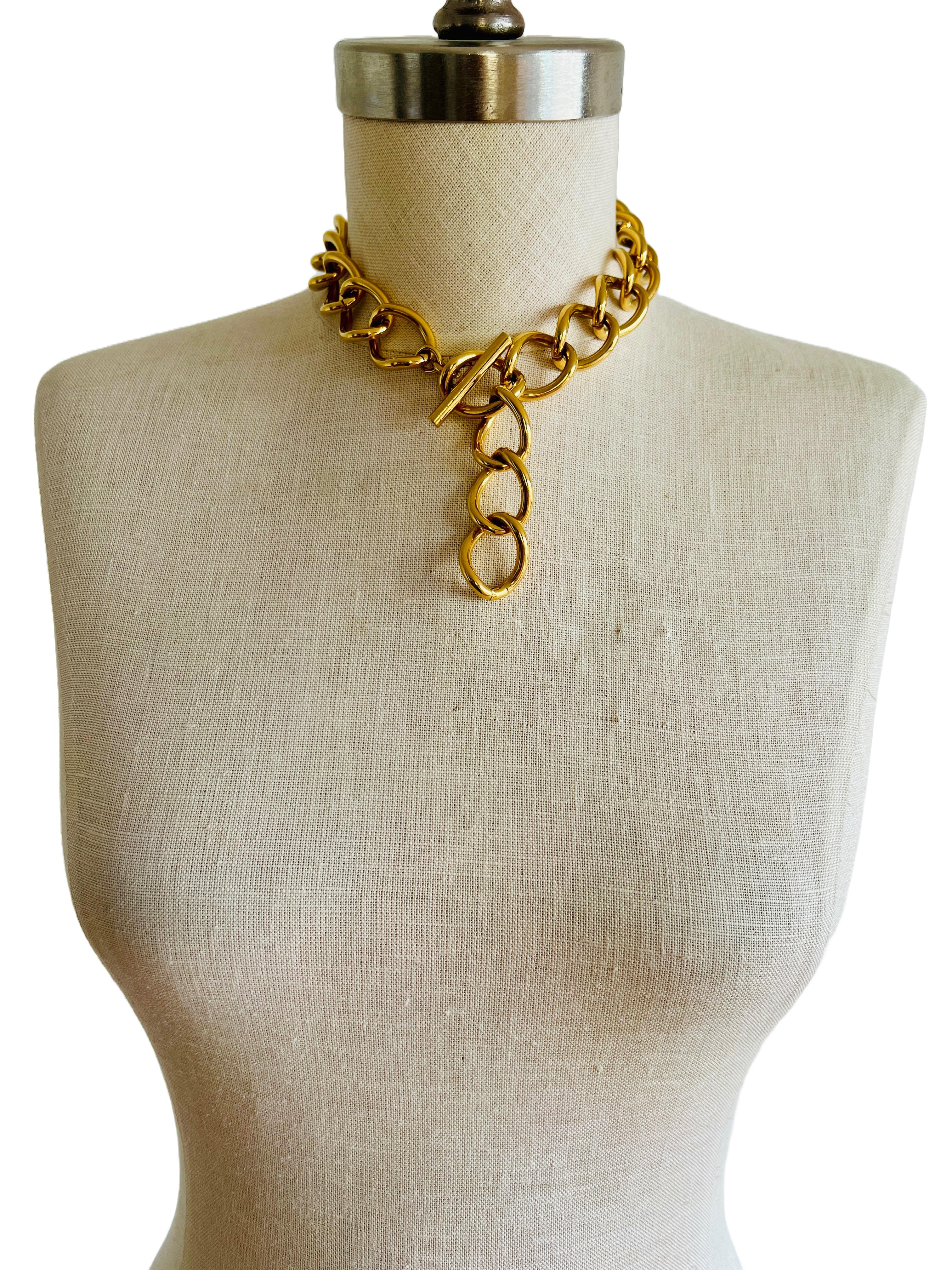 Signed Monet Necklace Toggle T-Bar Chain Choker Bold Chunky Heavy Statement In Excellent Condition In Sausalito, CA