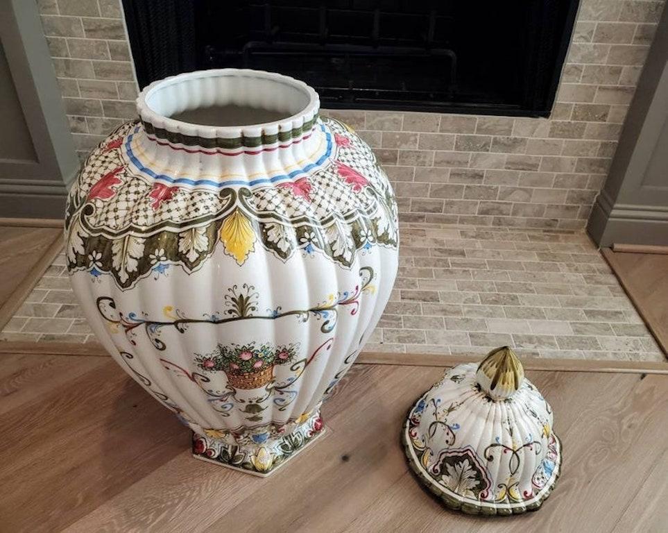 Signed Monumental Italian Porcelain Fiori Urn Floor Vase In Good Condition For Sale In Forney, TX