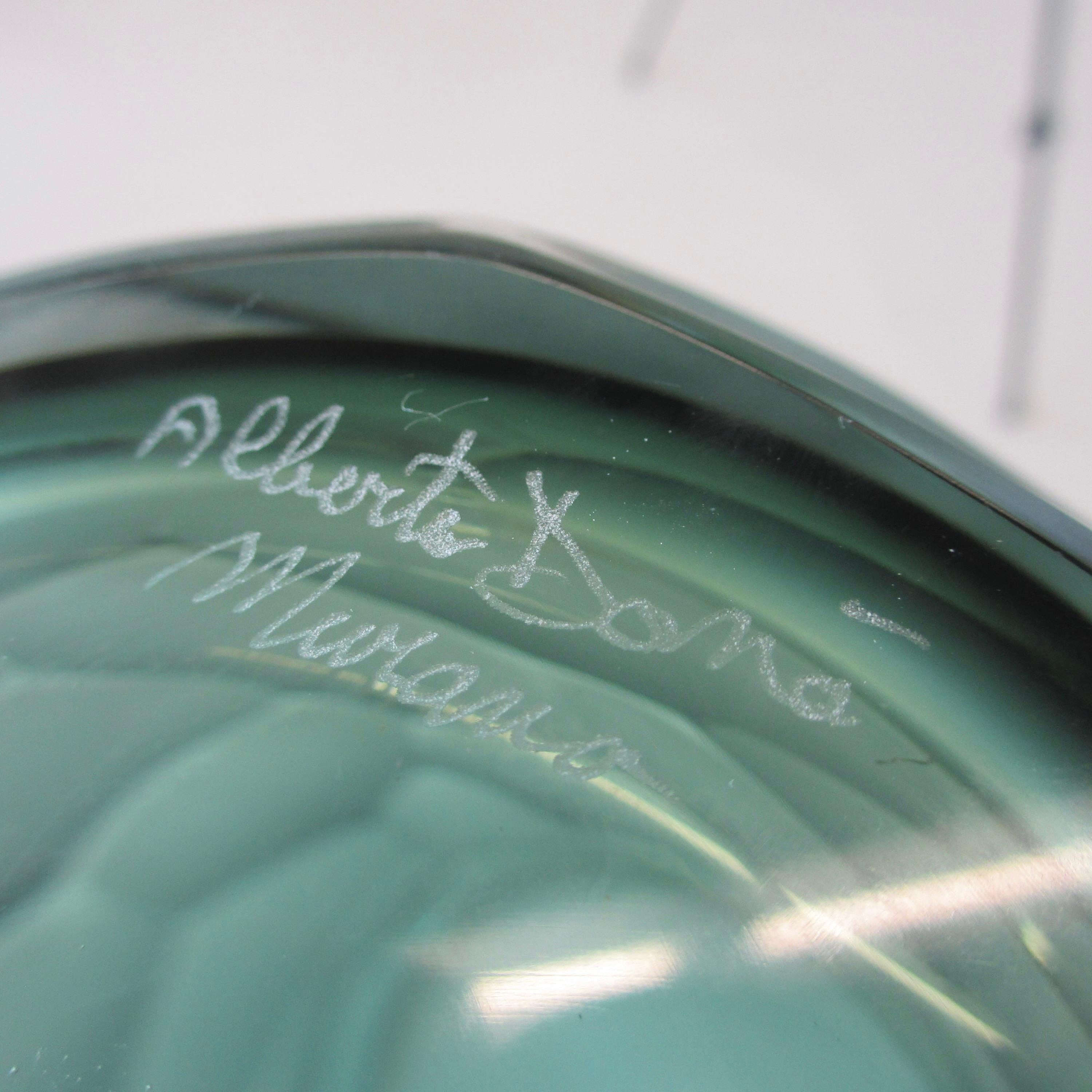 Signed Murano Glass Vase, Italy 'Green' In Excellent Condition In Berlin, Berlin