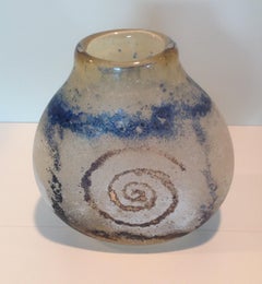 Signed Murano Seguso Spiral Vase in Corrosso Glass