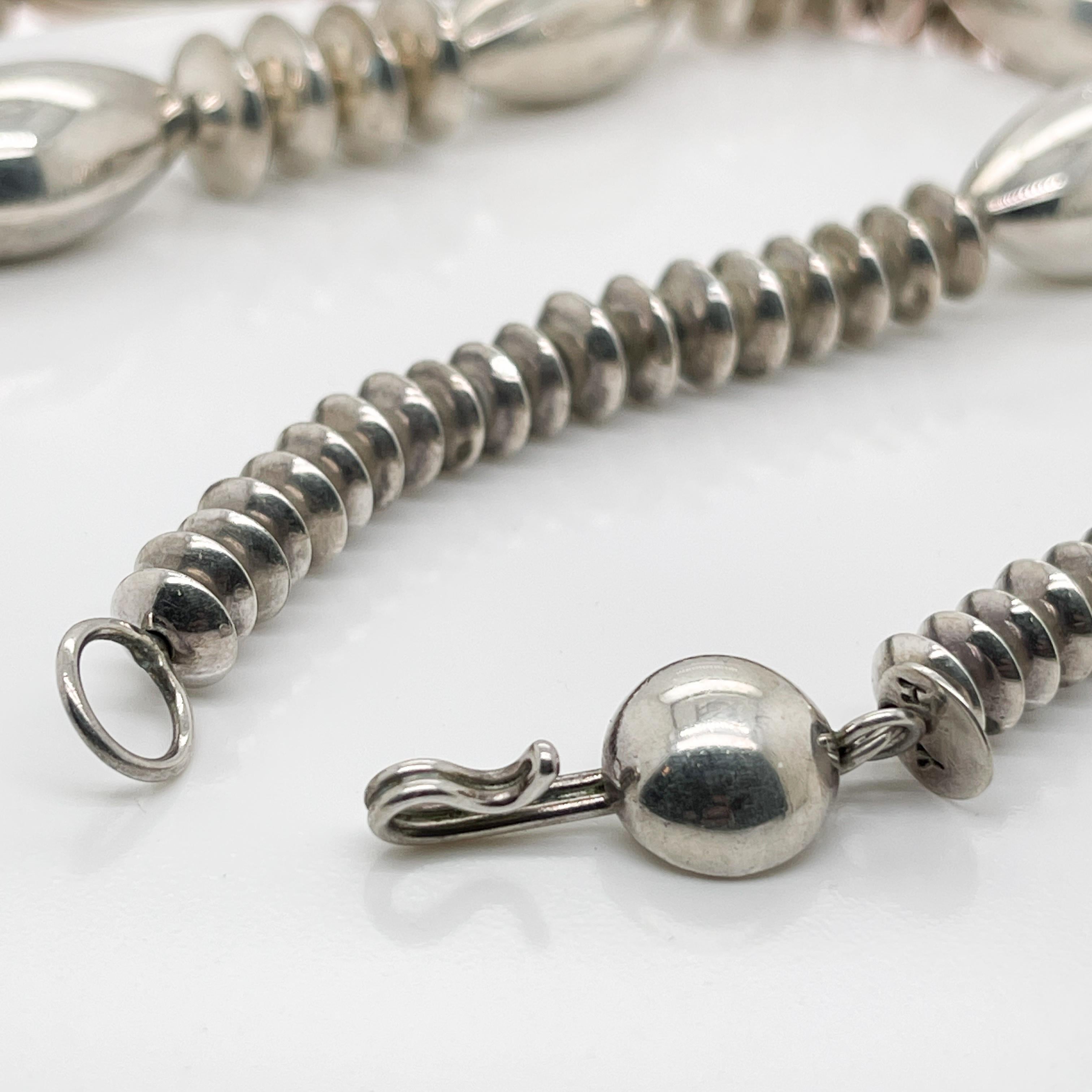 Signierte Navajo Sterlingsilber Untertasse Perlenkette von Artie Yellowstone 2