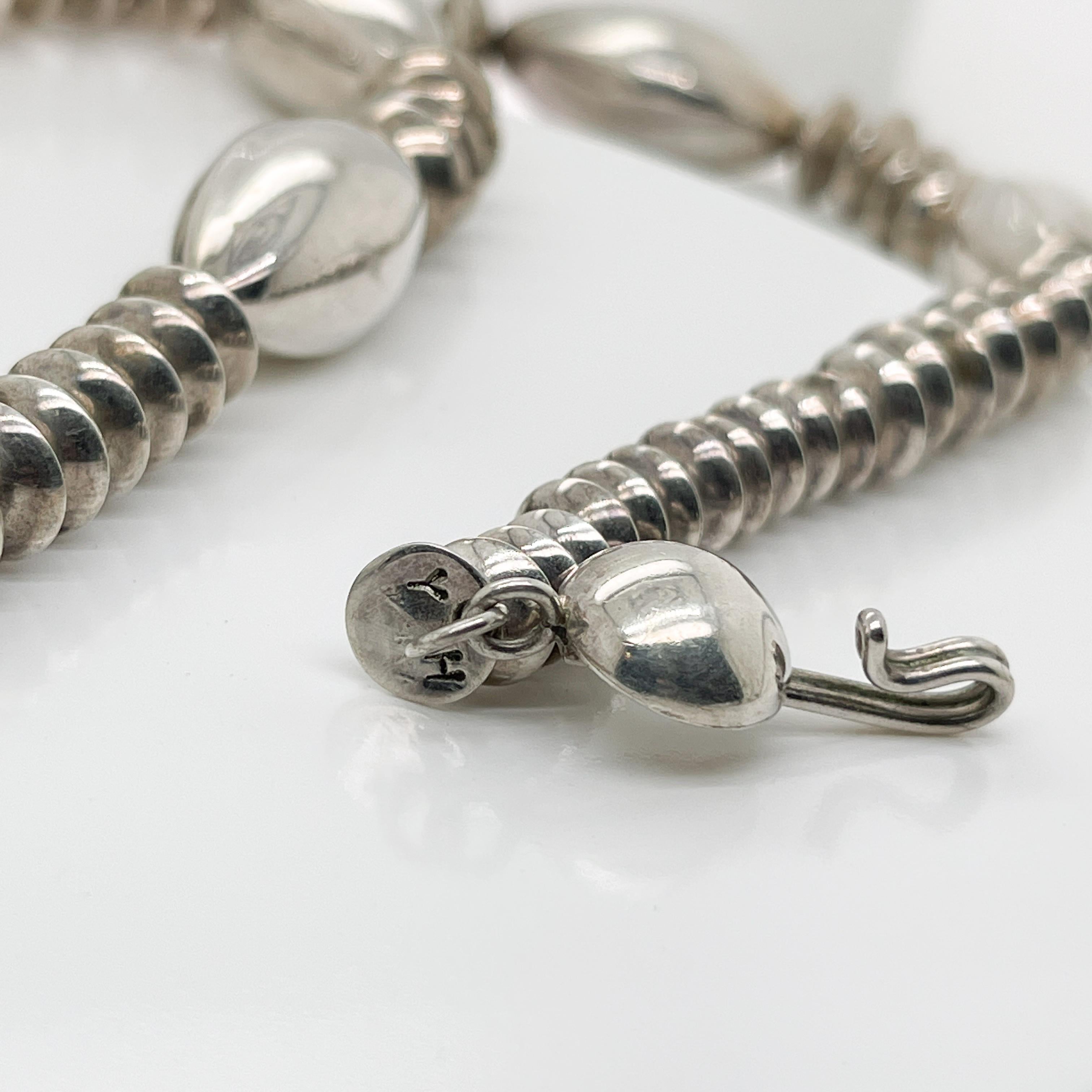 Signierte Navajo Sterlingsilber Untertasse Perlenkette von Artie Yellowstone 4