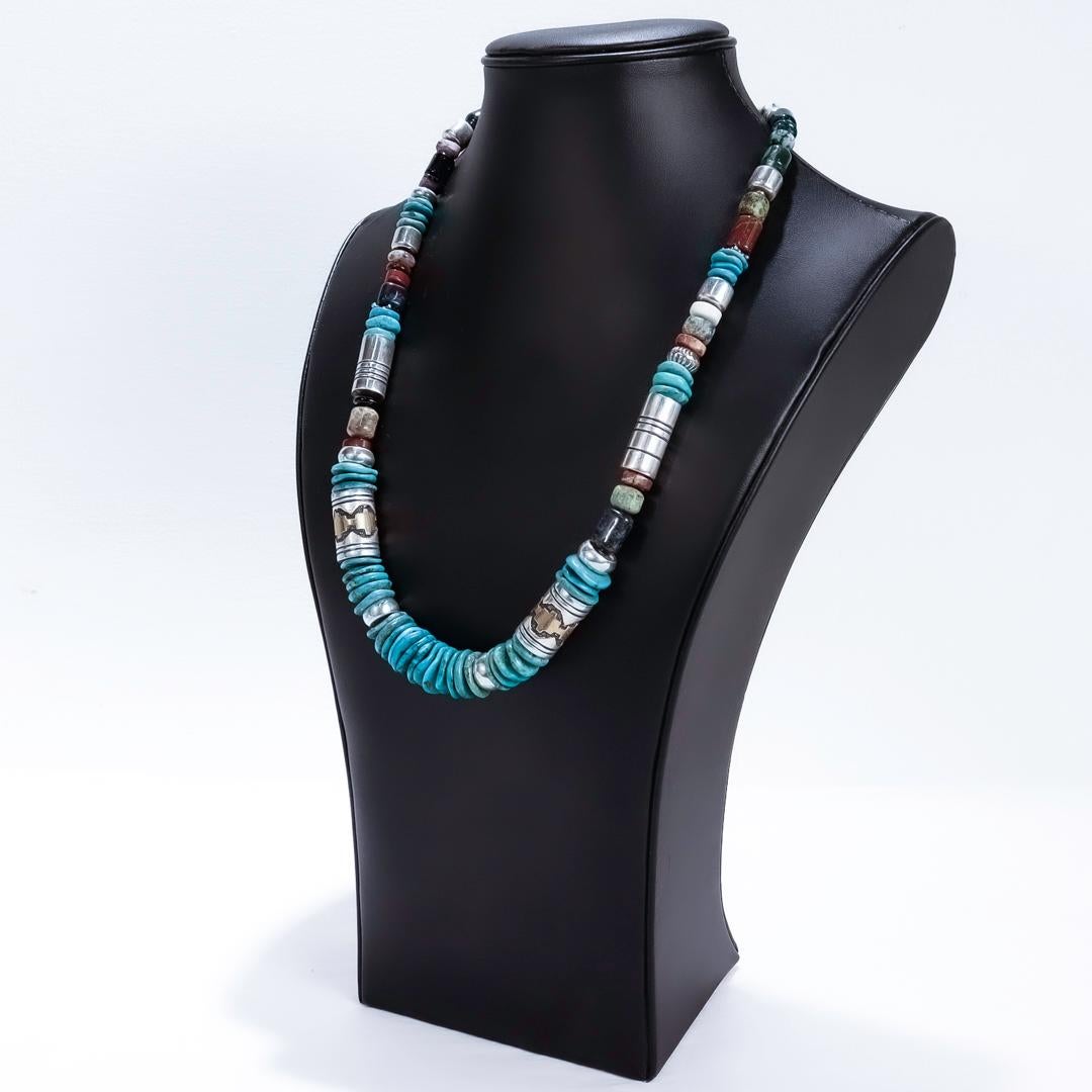 Perle Collier de perles signé Navajo Tommy Singer en argent sterling, turquoise et pierres précieuses en vente