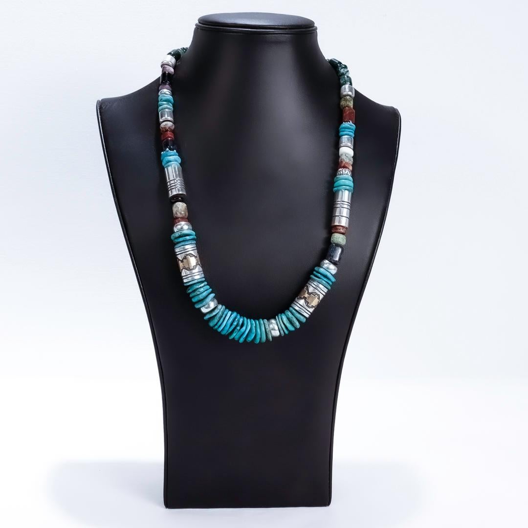 Collier de perles signé Navajo Tommy Singer en argent sterling, turquoise et pierres précieuses Bon état - En vente à Philadelphia, PA