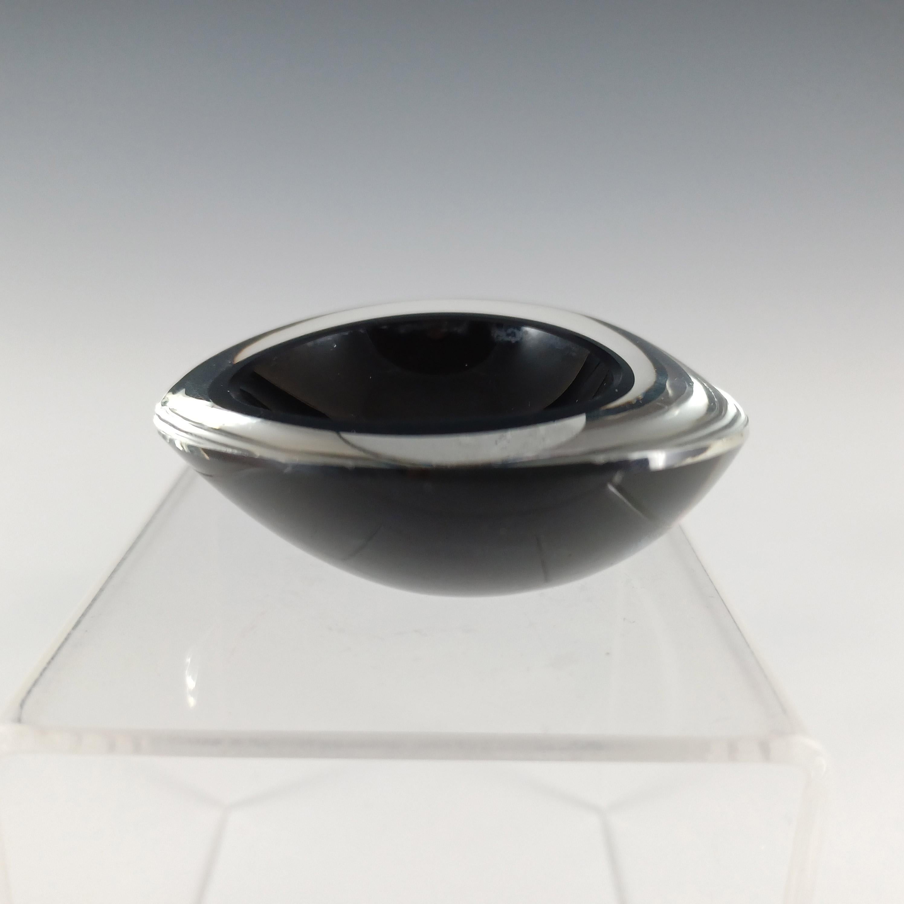 Cuenco de cristal negro Nuutajarvi Notsjo Kaj Franck FIRMADO Hecho a mano en venta