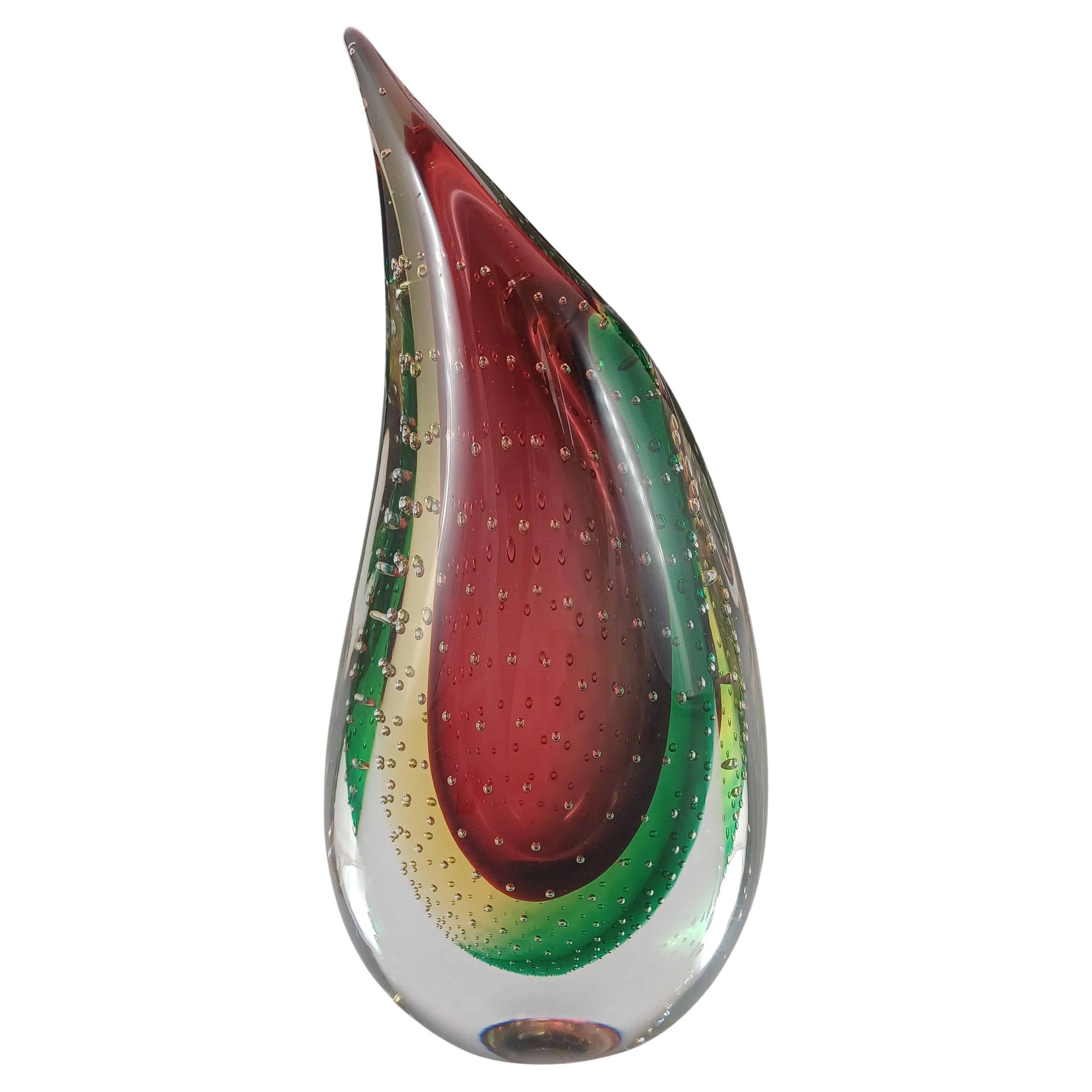 Vaso firmato Oball Murano Glass Sommerso rosso, verde e giallo in vendita