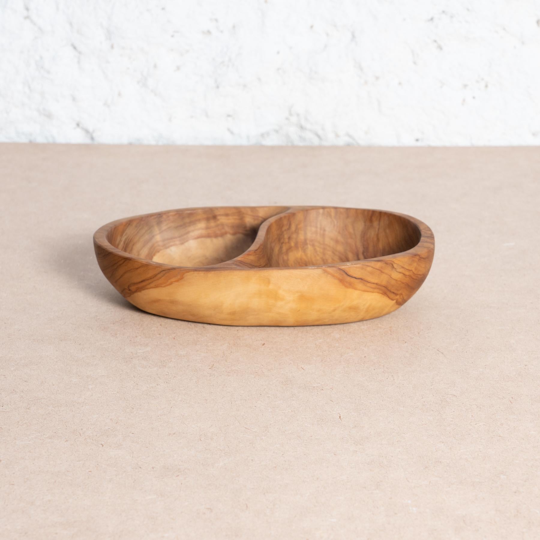 Signed Olive Wood Fine Bowl, circa 1950 For Sale 6