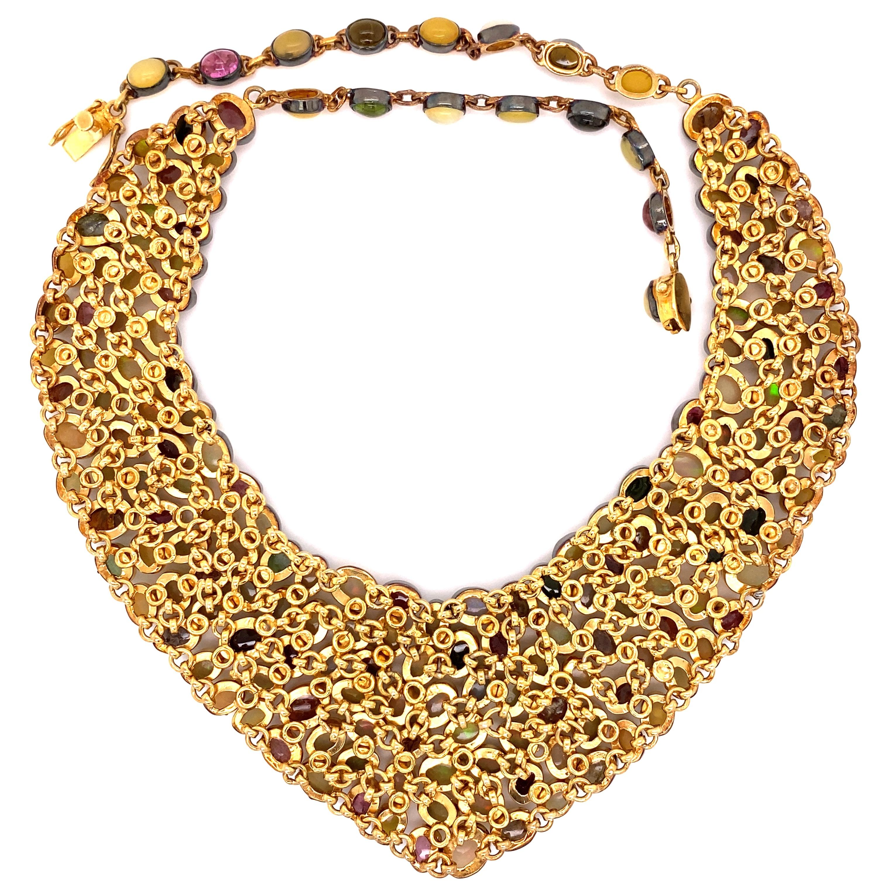 Contemporain Collier de créateurs en forme de bibe en or et argent sterling avec opale et tourmaline signé en vente