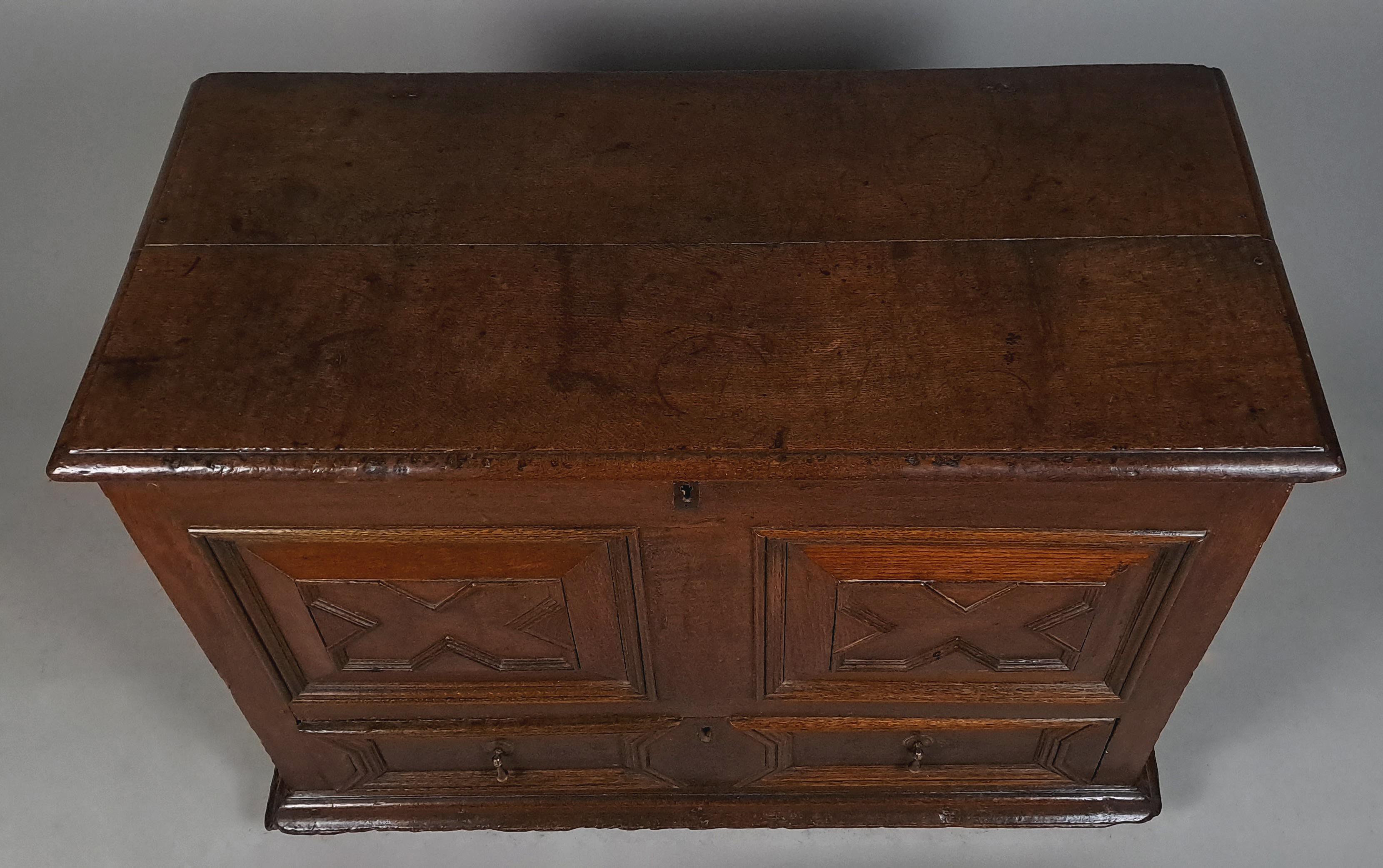 Fino al XVIII secolo Signed Original Period Charles II Oak Mule Chest c. 1665 in vendita
