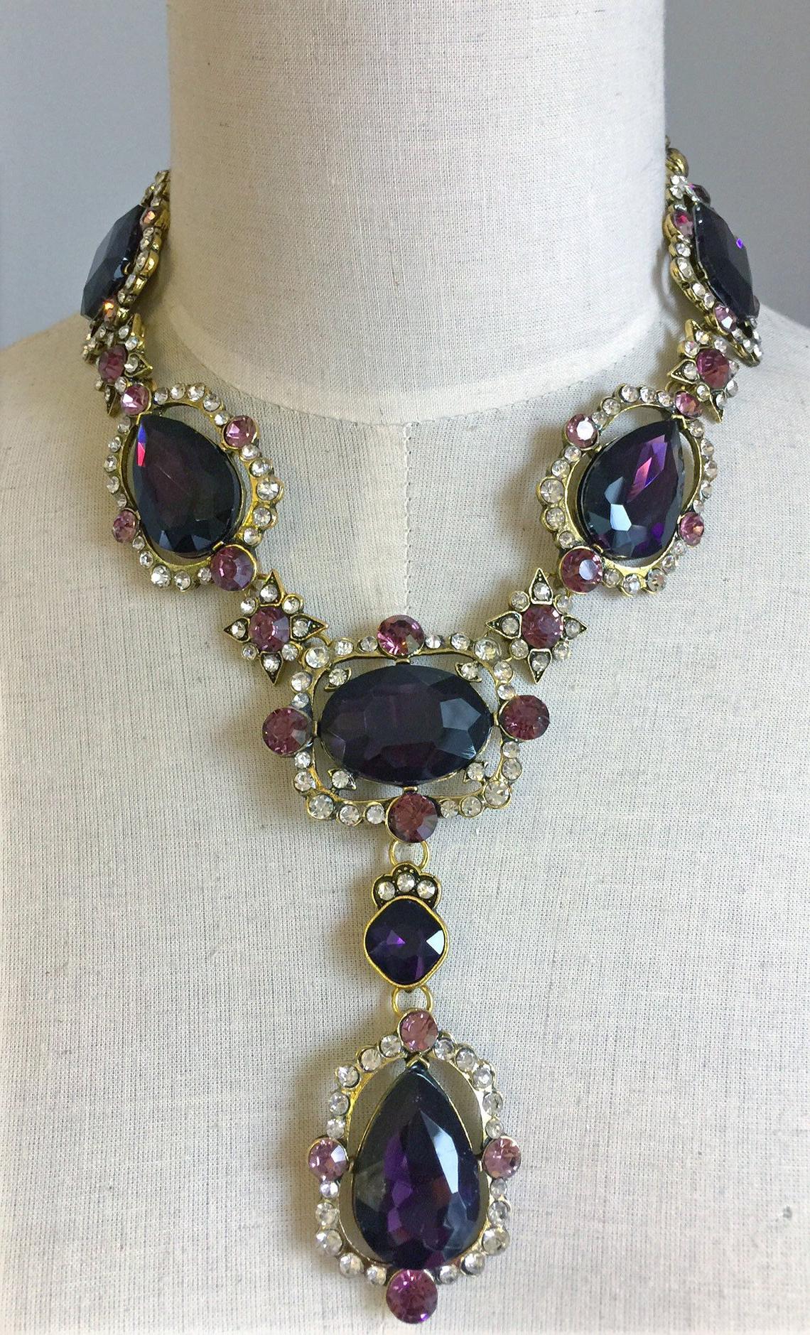 Simply Beautiful! Designer Chunky Signed Oscar de la Renta Faux Amethyst Purple Crystal Statement necklace; approx. 20.5