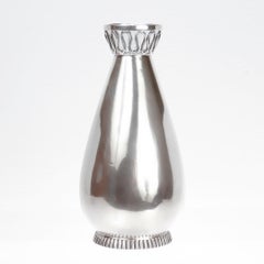 Signierte Otto Wolter Deutsche modernistische Blumenvase aus Sterlingsilber, signiert