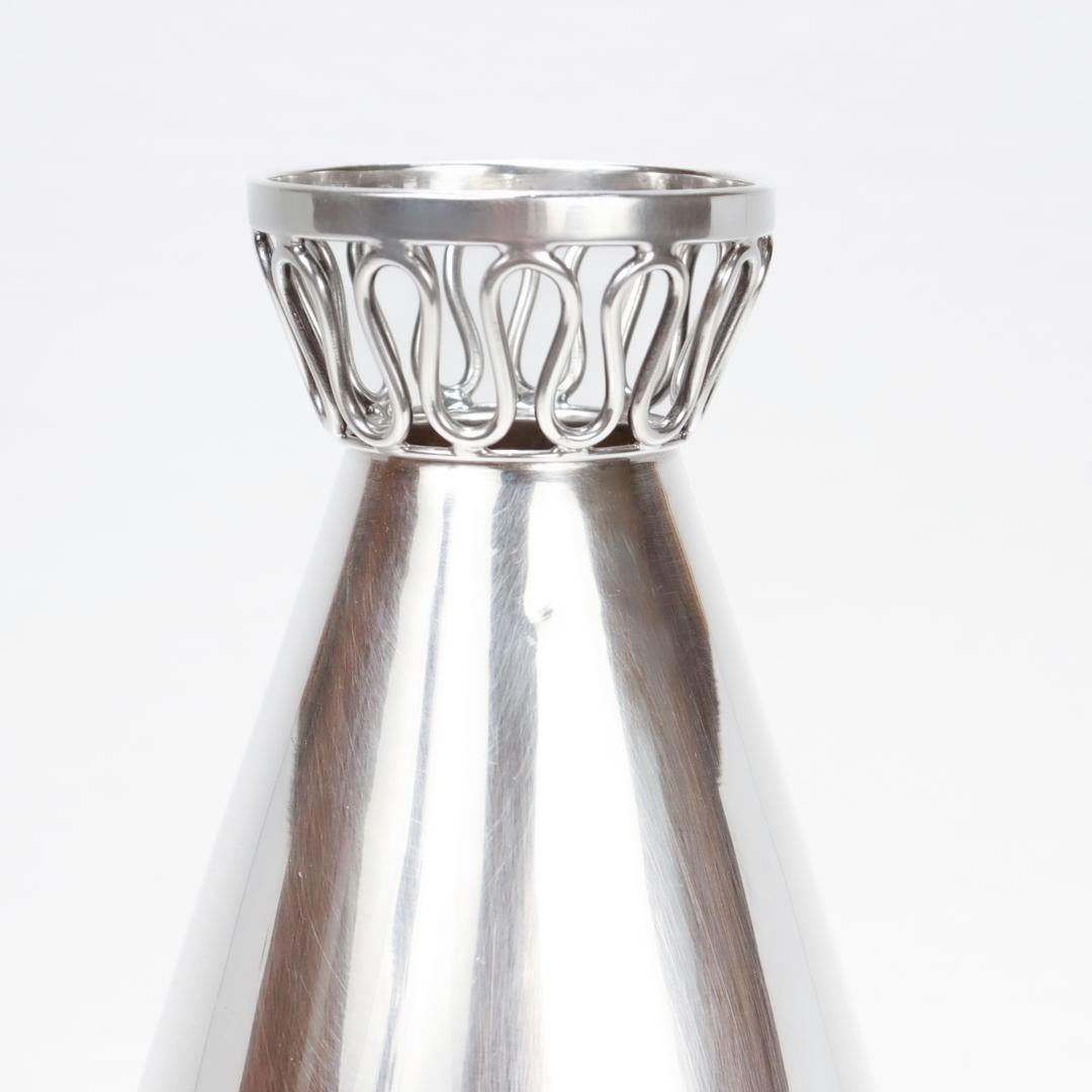 Signed Otto Wolter German Modernist Sterling Silver Flower Vase For Sale 2